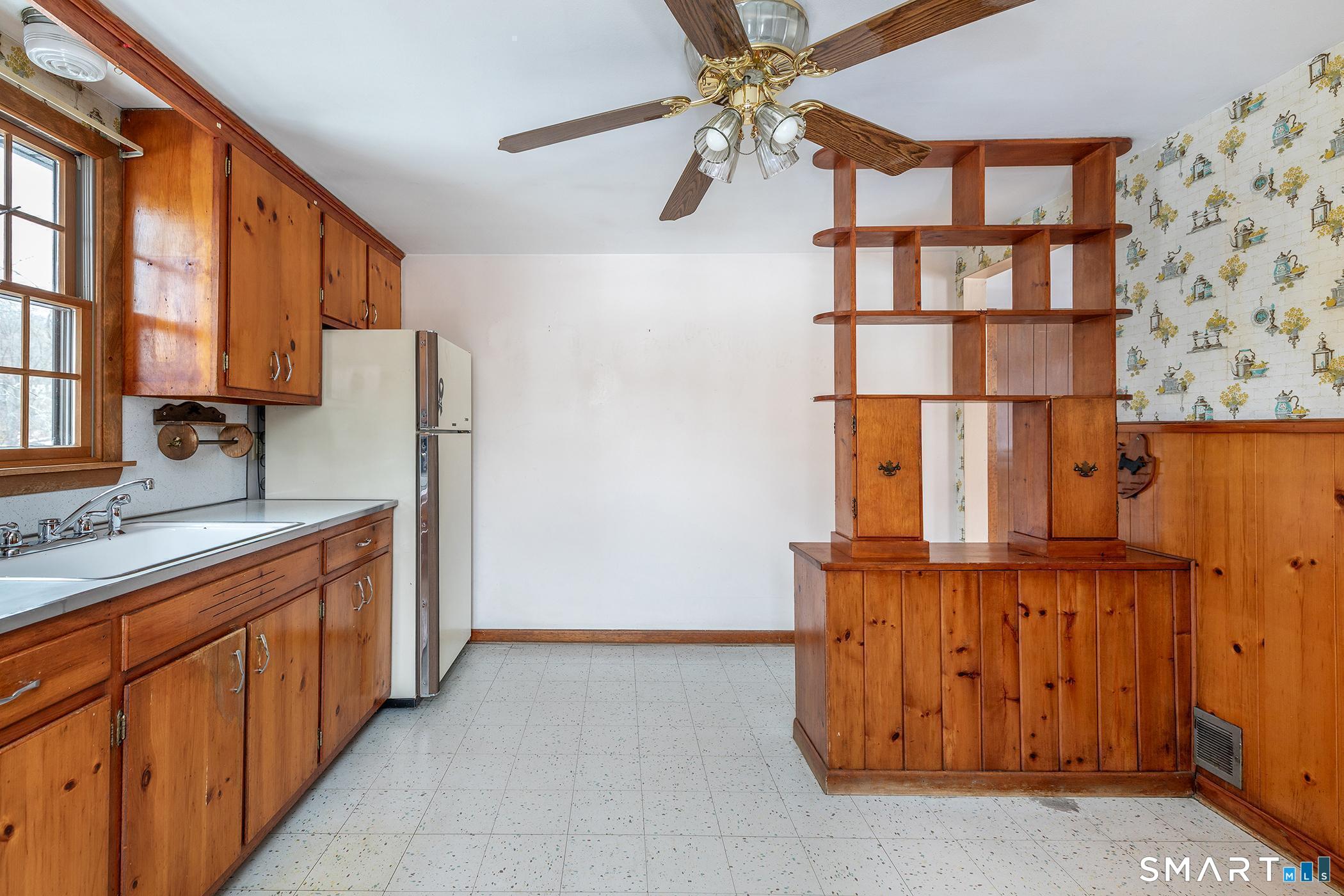 Photo 5 of 10 Bonnybrook Drive, New Milford, CT