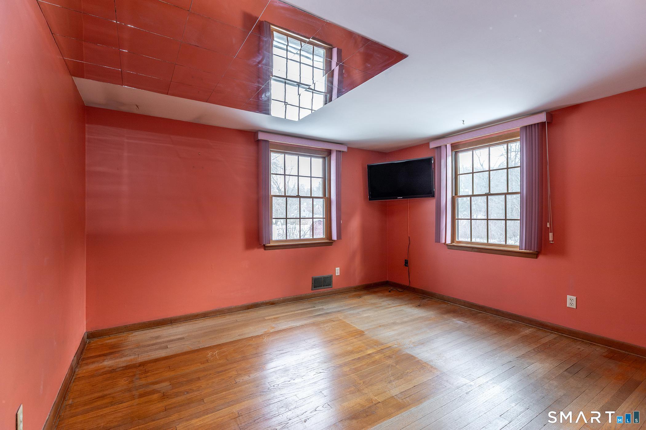 Photo 14 of 10 Bonnybrook Drive, New Milford, CT