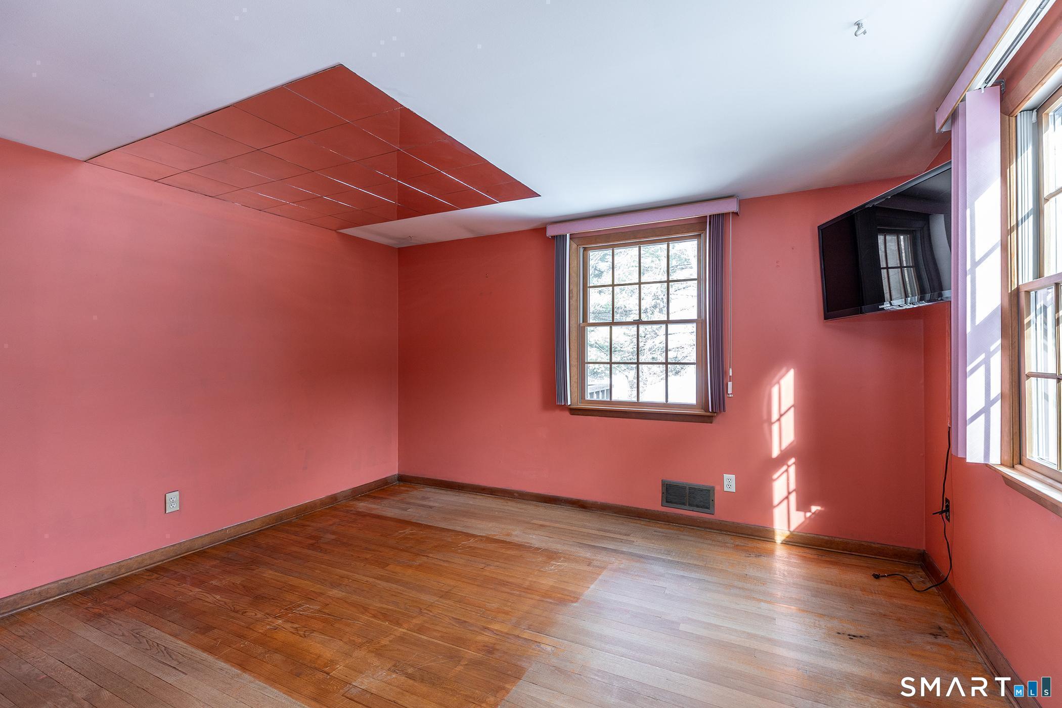 Photo 17 of 10 Bonnybrook Drive, New Milford, CT