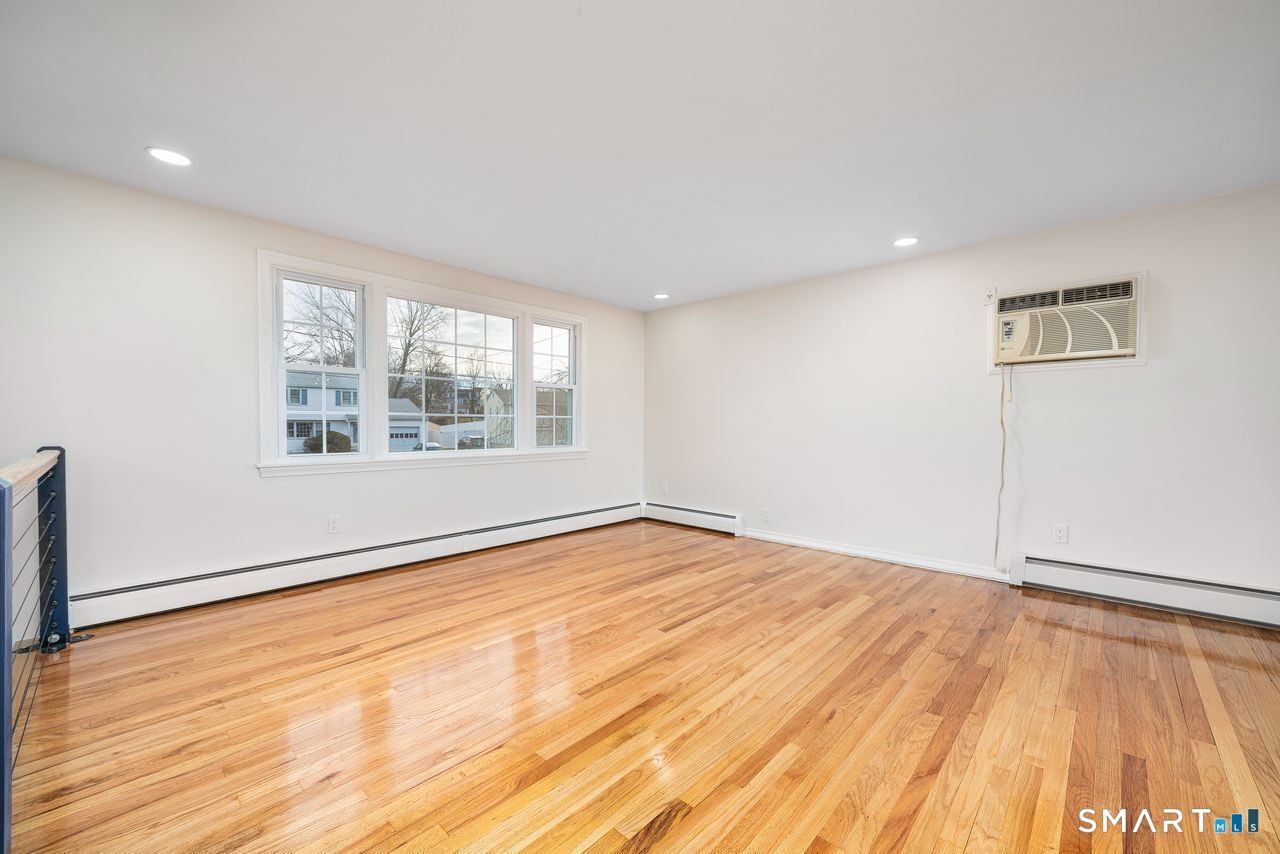 Photo 14 of 236 Old Farm Drive, Newington, CT