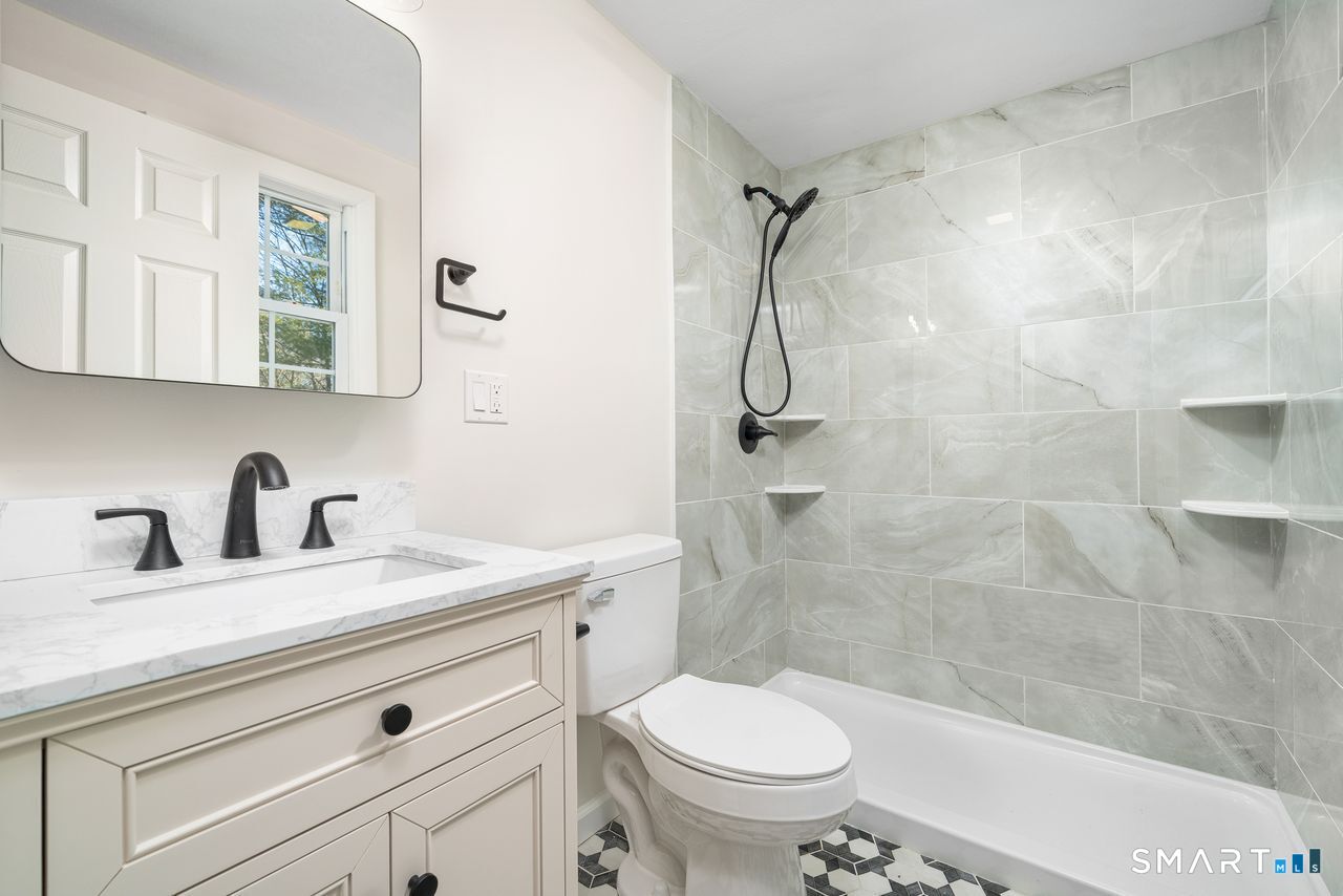 Photo 17 of 236 Old Farm Drive, Newington, CT