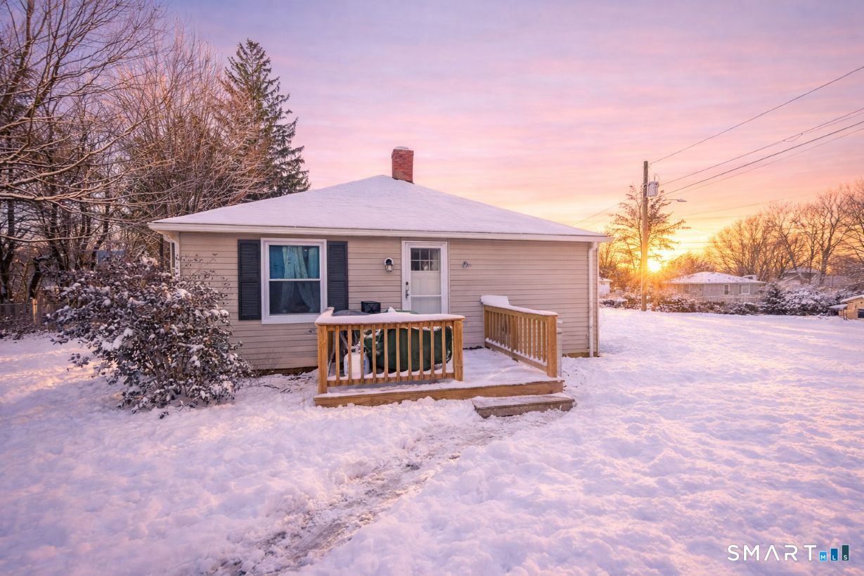 Homes for sale in Litchfield, CT | 161 Circle Dr, Litchfield, CT 06750 | MLS# 24148703