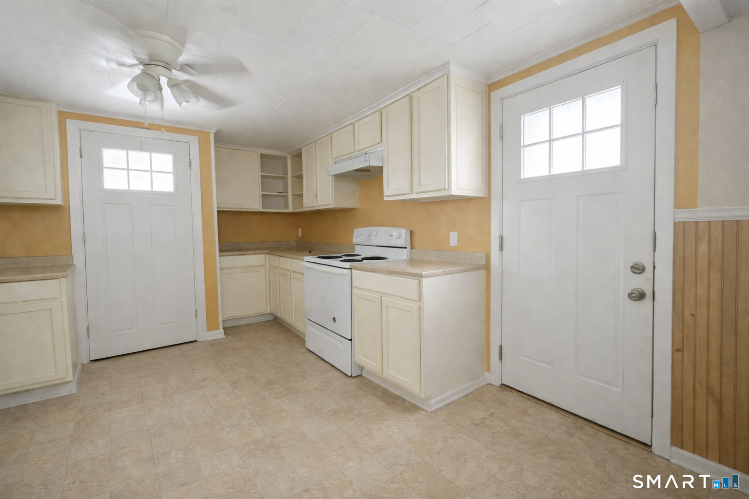 Homes for sale in Litchfield, CT | 161 Circle Dr, Litchfield, CT 06750 | MLS# 24148703