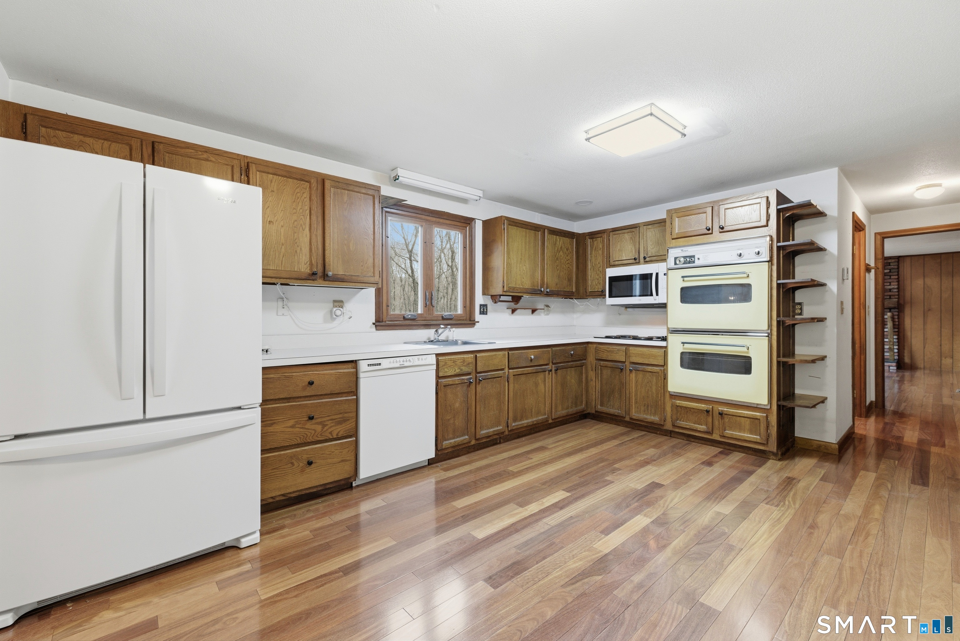 Photo 10 of 106 David Drive, Coventry, CT