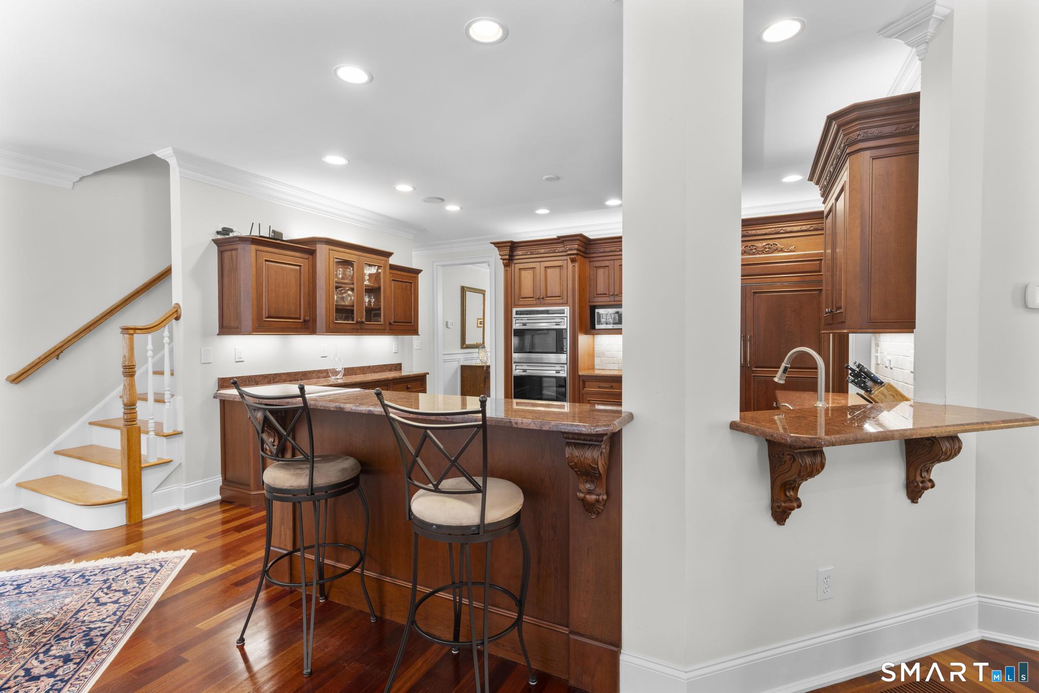 Photo 10 of 51 Elderslie Lane, Woodbridge, CT