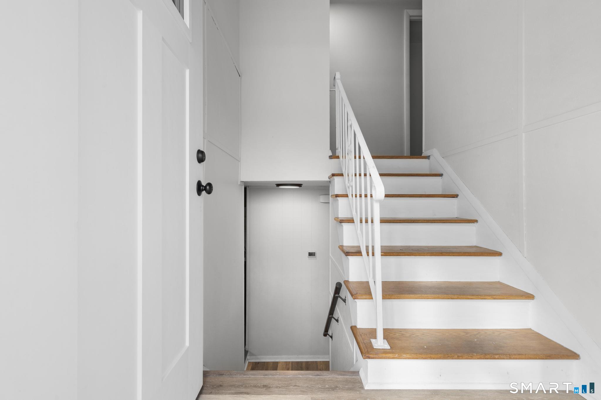 Photo 13 of 89 Green Meadow Road, Milford, CT