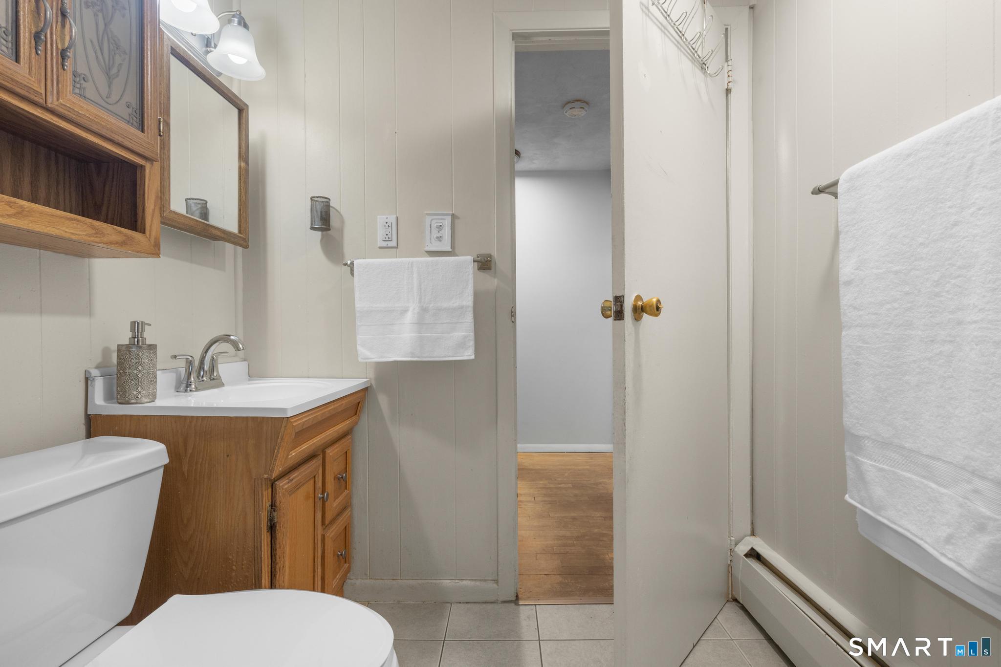 Photo 19 of 89 Green Meadow Road, Milford, CT