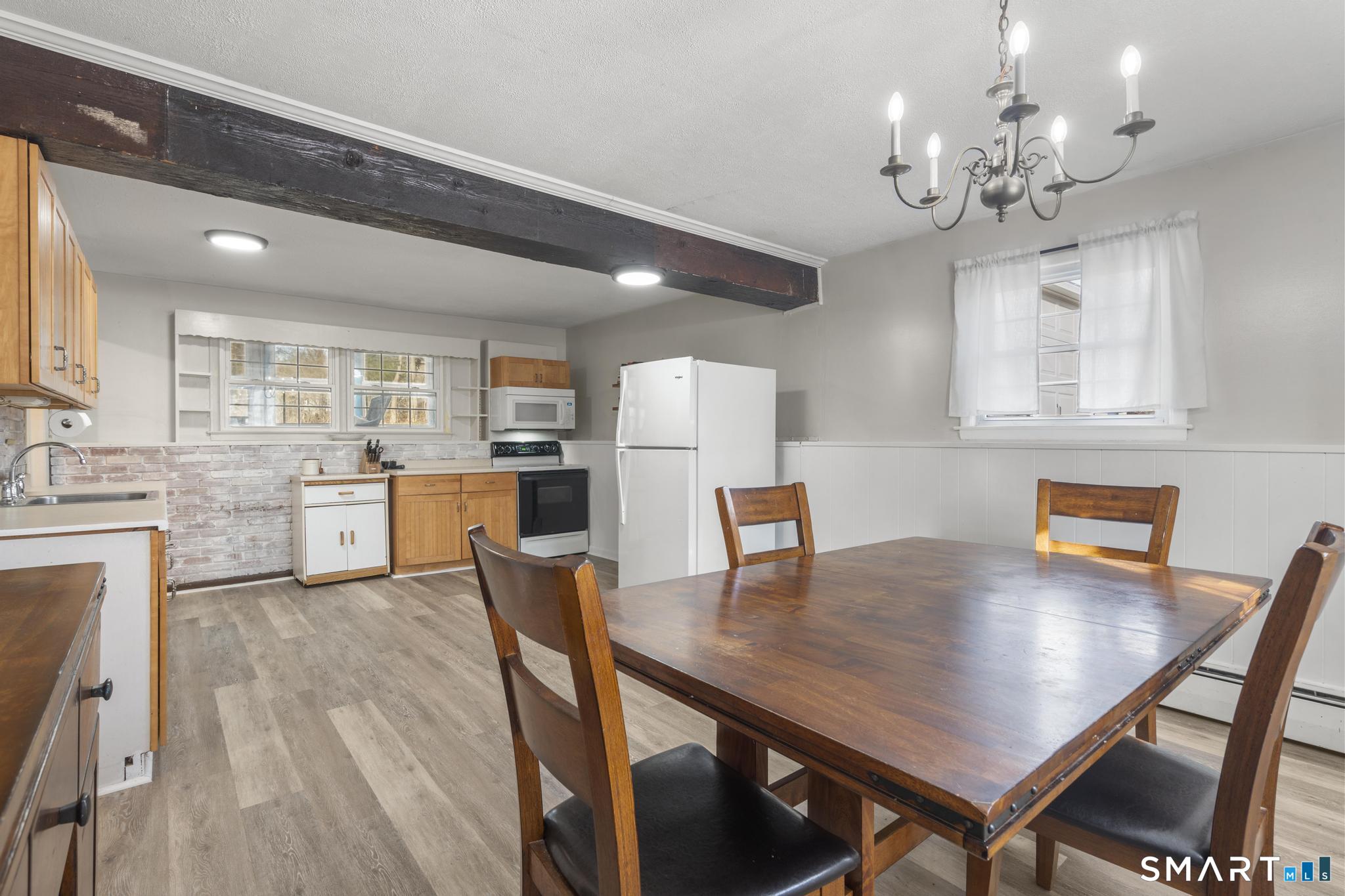 Photo 10 of 89 Green Meadow Road, Milford, CT