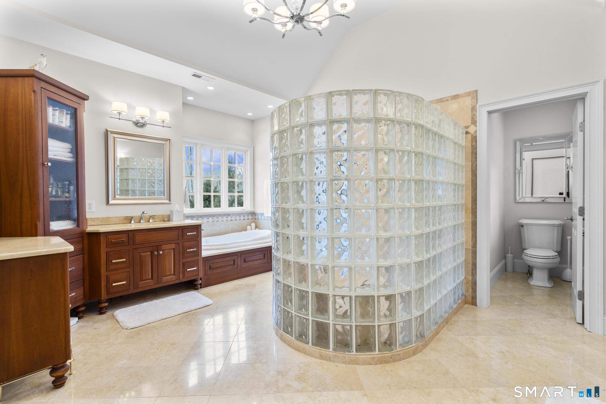 Photo 19 of 51 Elderslie Lane, Woodbridge, CT