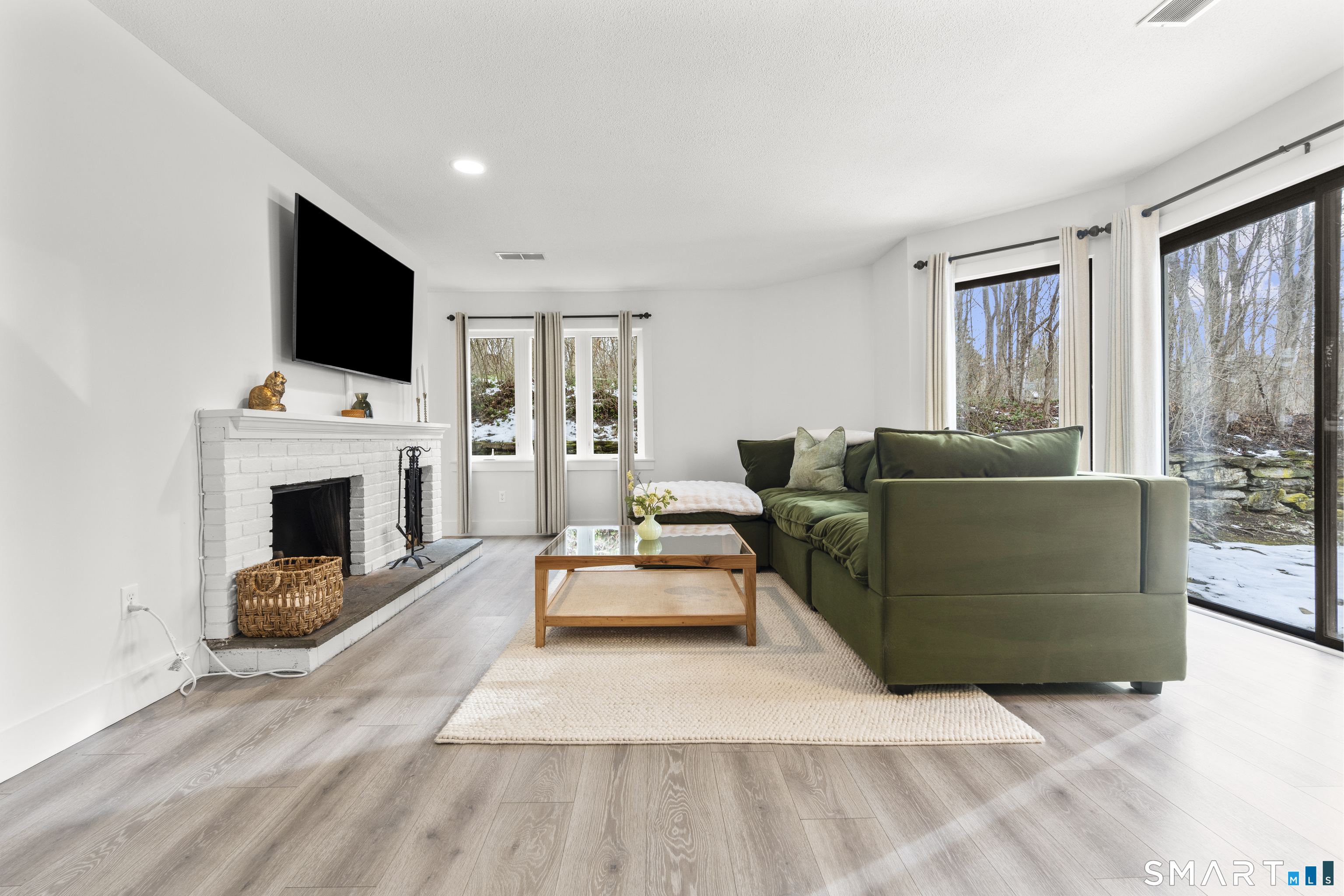 Photo 2 of 8 Upper Main Street, Sharon, CT