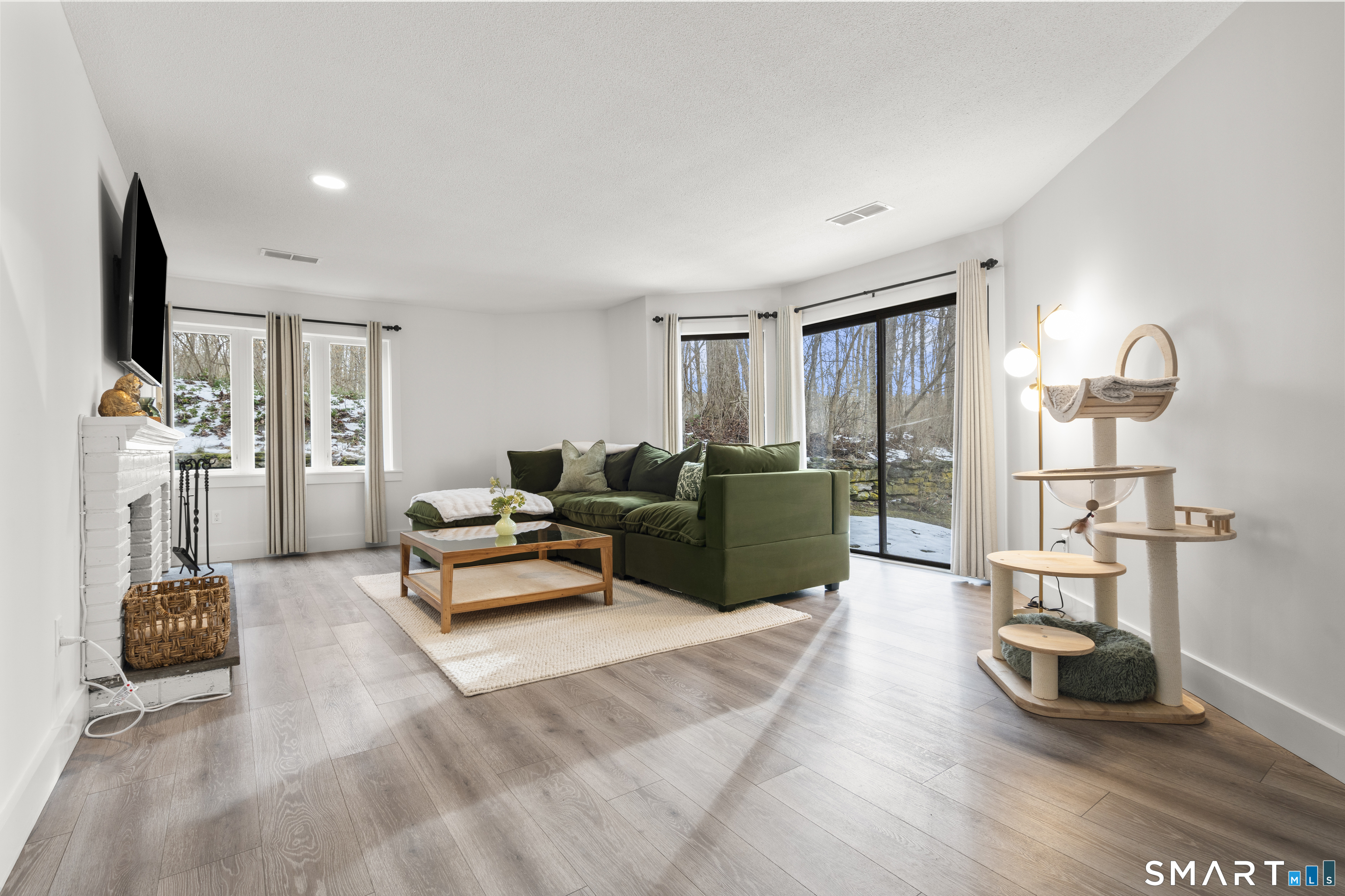 Photo 3 of 8 Upper Main Street, Sharon, CT