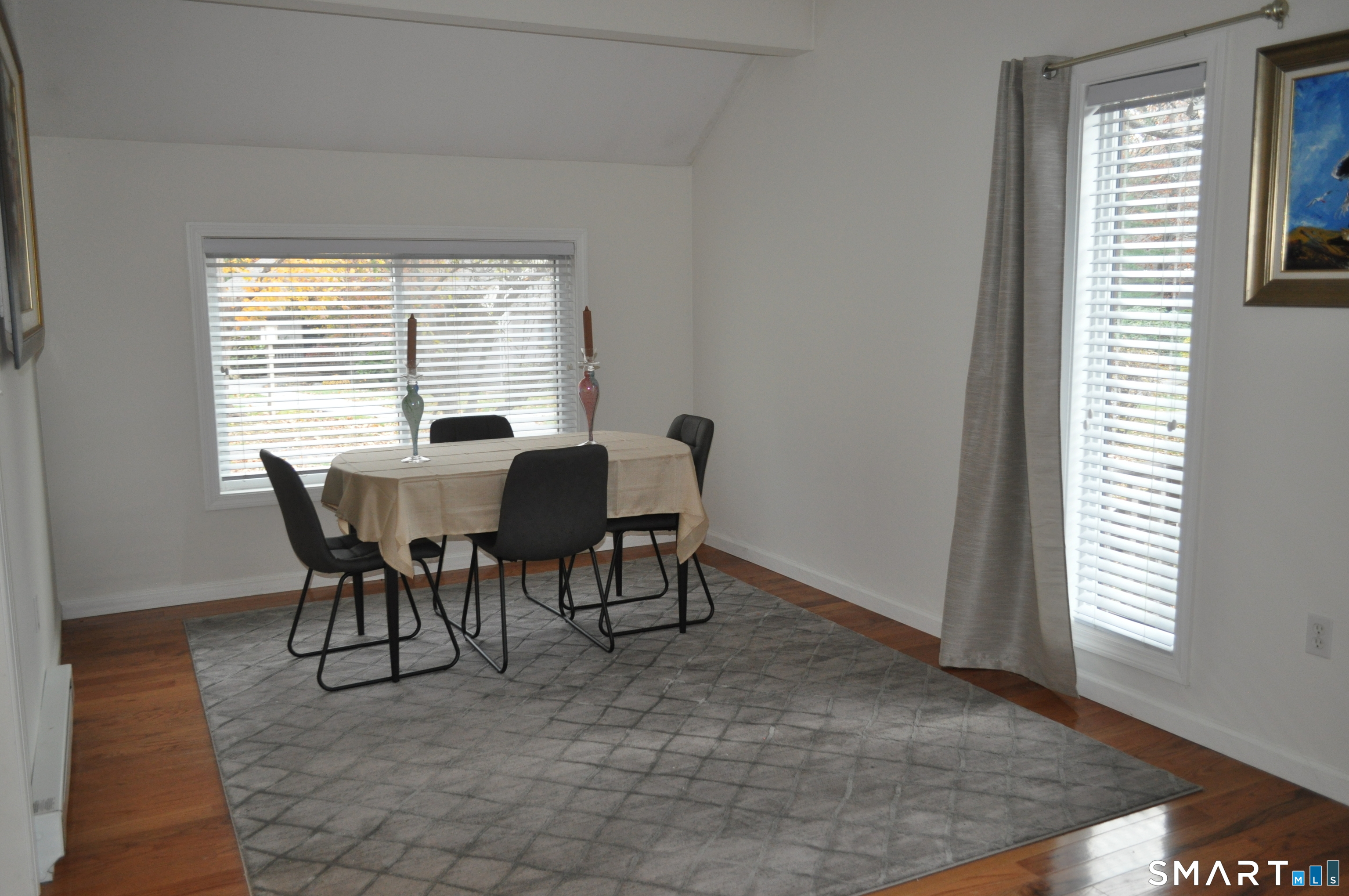 Homes for sale in Avon, CT | 29 Crocus Ln #29, Avon, CT 06001 | MLS# 24148718