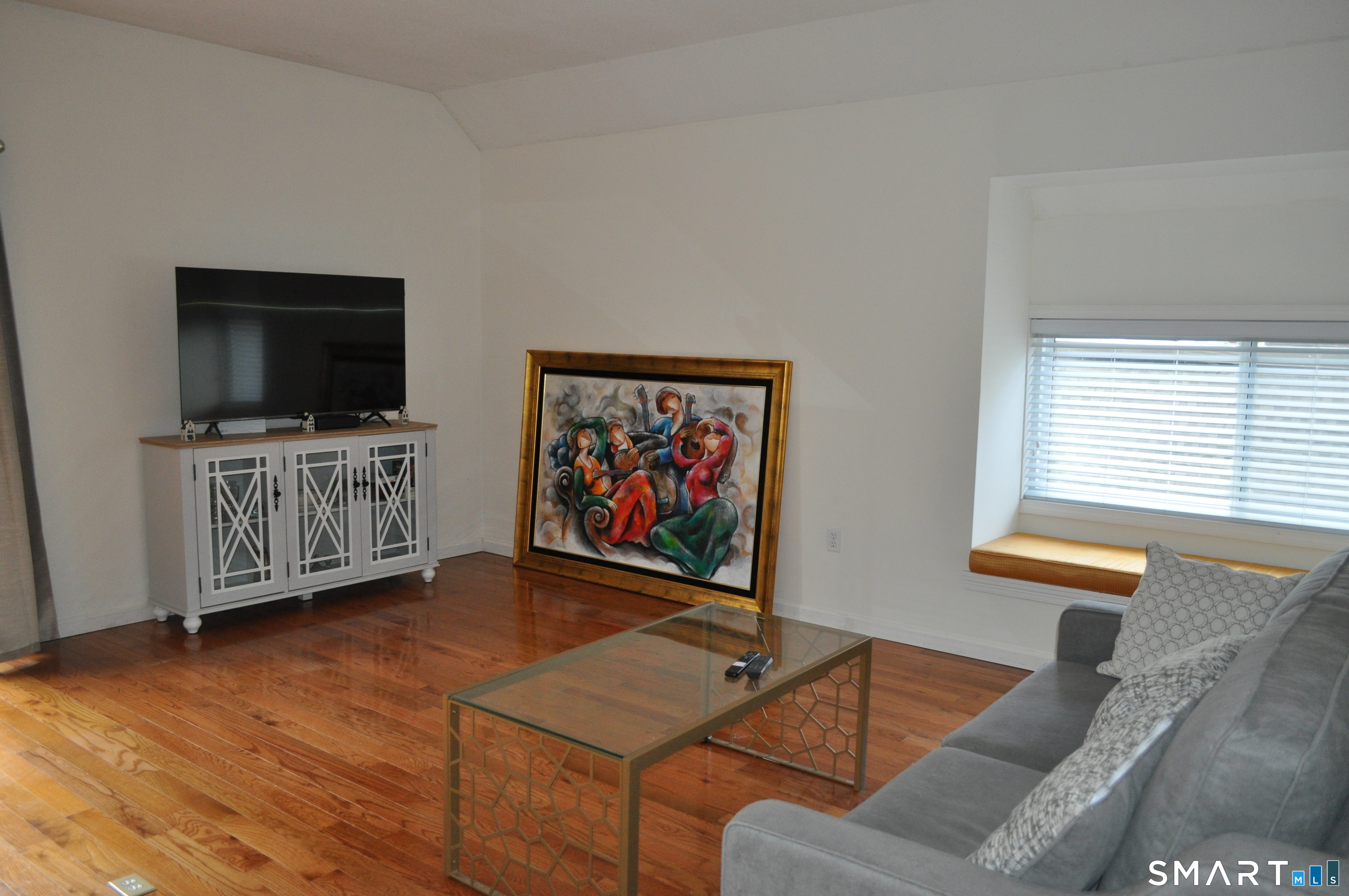 Homes for sale in Avon, CT | 29 Crocus Ln #29, Avon, CT 06001 | MLS# 24148718