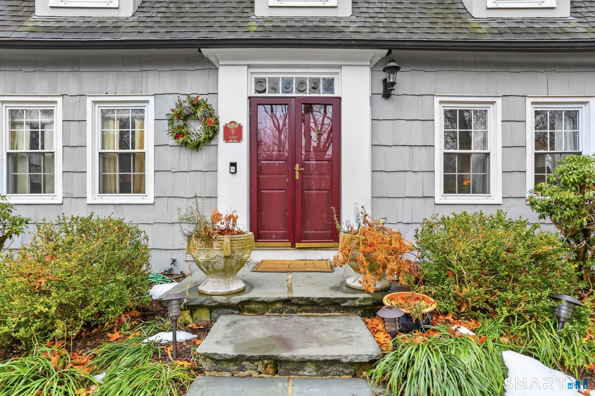 Homes for sale in Norwalk, CT | 9 Hollow Spring Rd, Norwalk, CT 06854 | MLS# 24143220