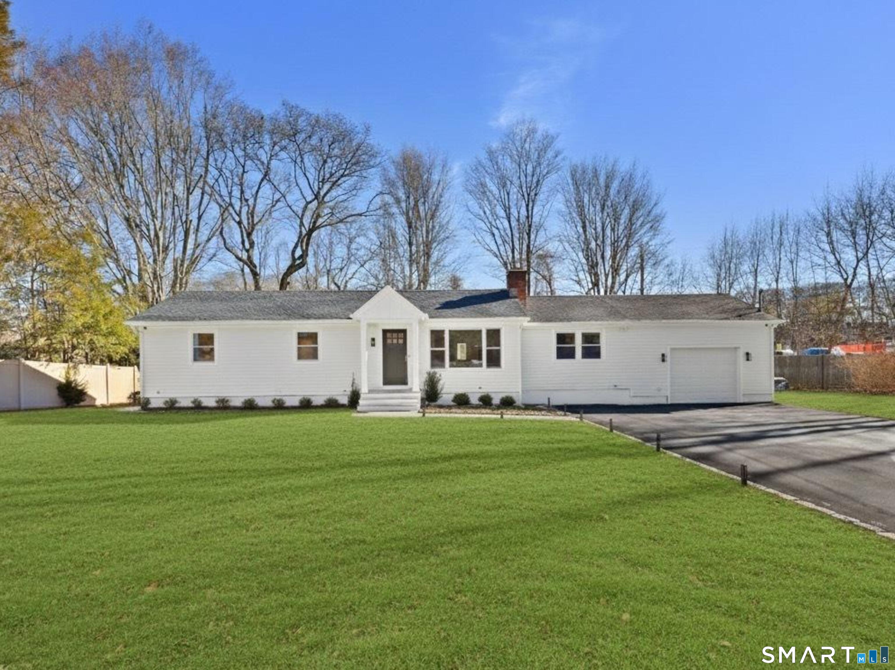 Homes for sale in Norwalk, CT | 9 Arnold Ln, Norwalk, CT 06853 | MLS# 24148191