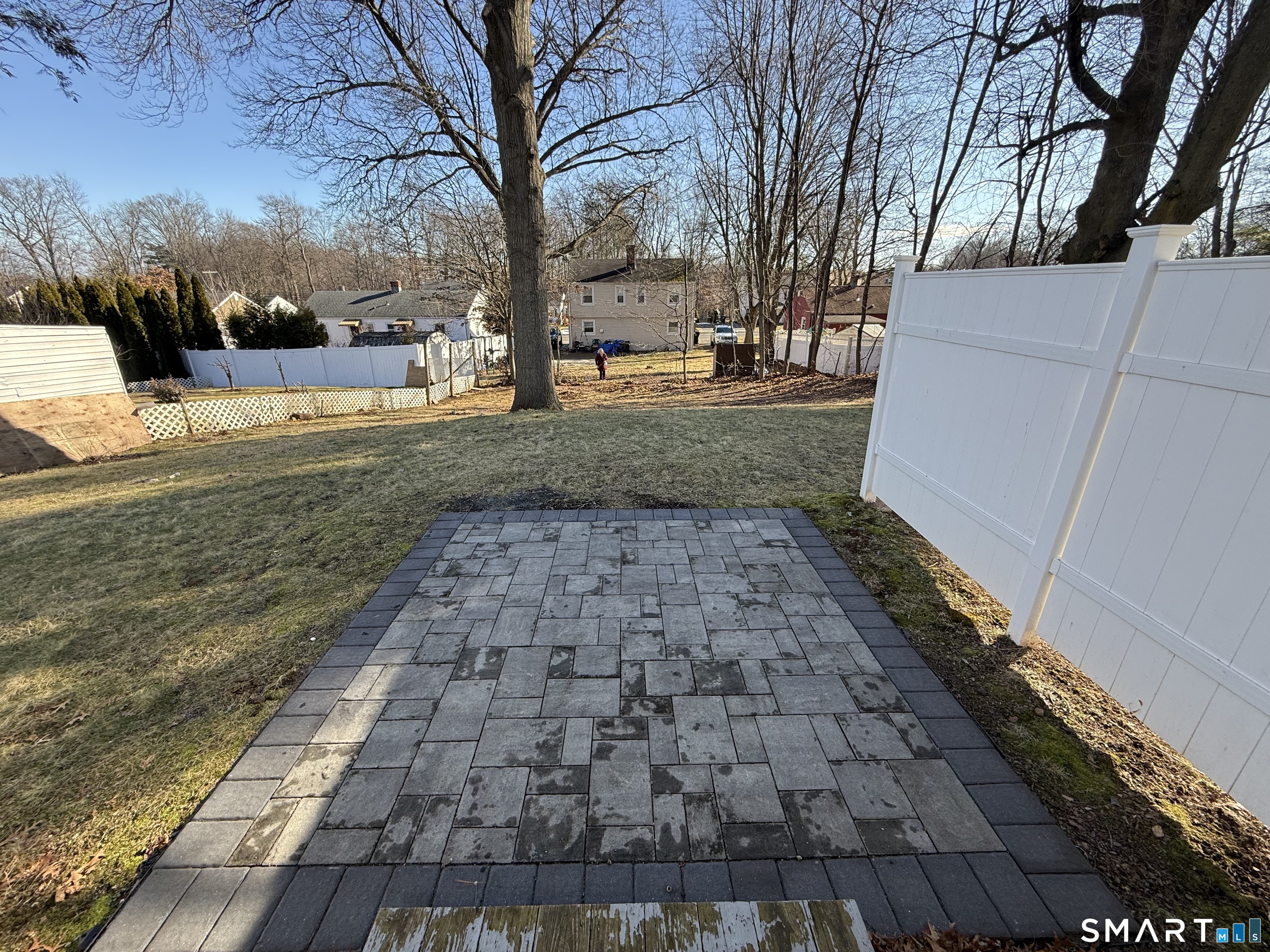 Photo 18 of 38 Elmhurst Circle, West Hartford, CT