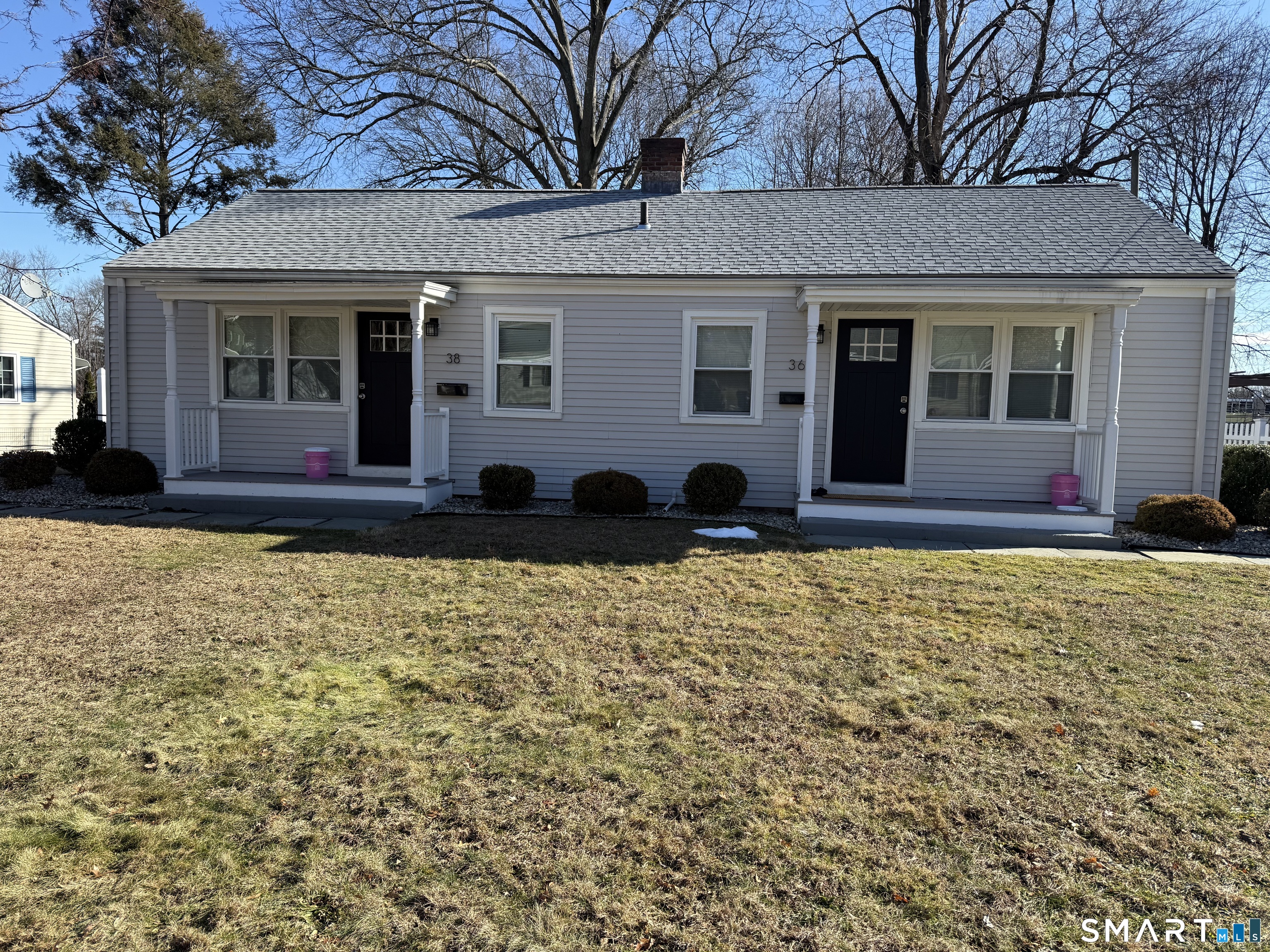 Photo 15 of 38 Elmhurst Circle, West Hartford, CT