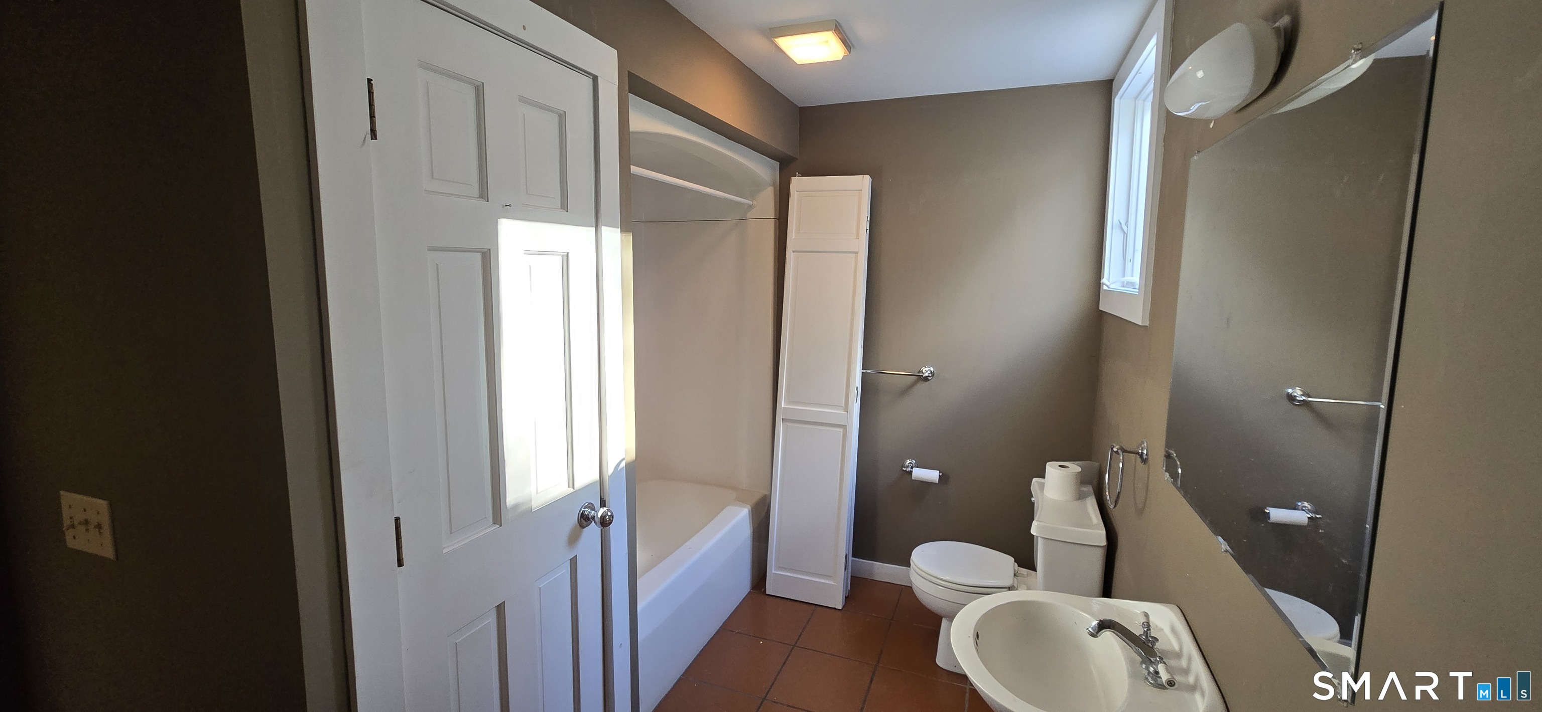 26 Ferry, Chester, 06412, 4 Bedrooms Bedrooms, 0 ,2 BathroomsBathrooms,Multi-family For Sale,For Sale,Ferry,0,24148777