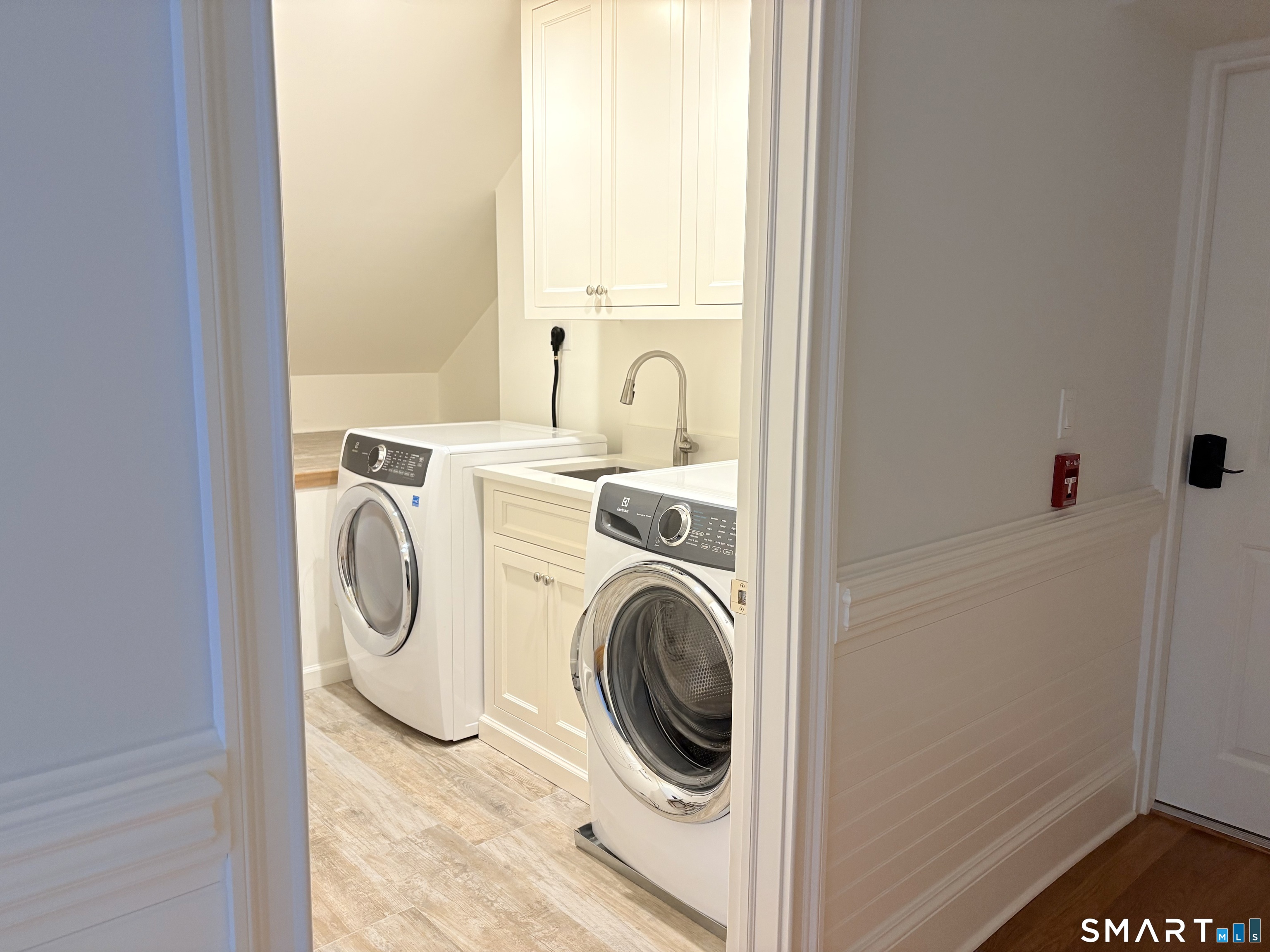 Photo 11 of 500 Main Street, Ridgefield, CT