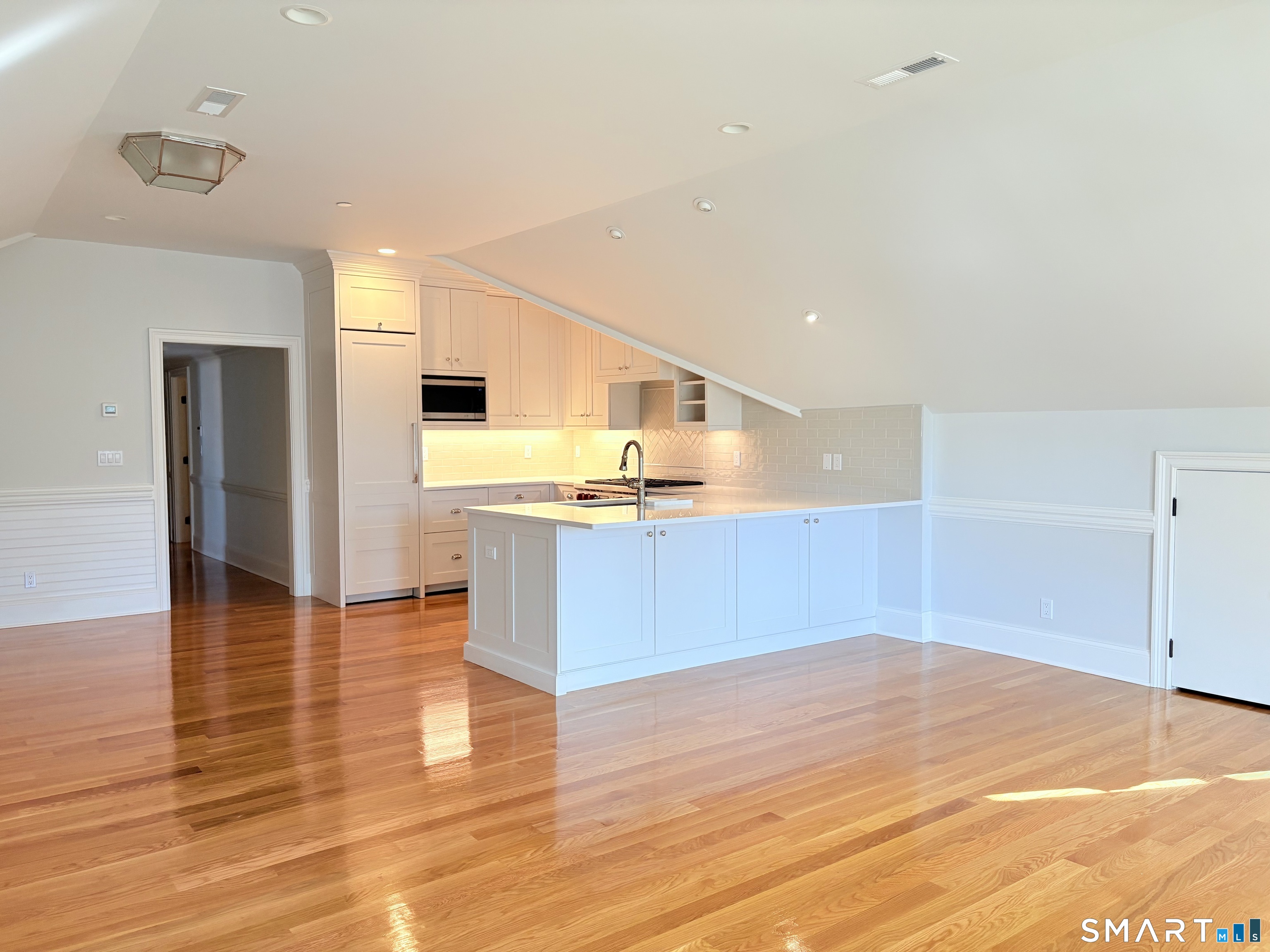 Homes for sale in Ridgefield, CT | 500 Main St #APT 3, Ridgefield, CT 06877 | MLS# 24141541