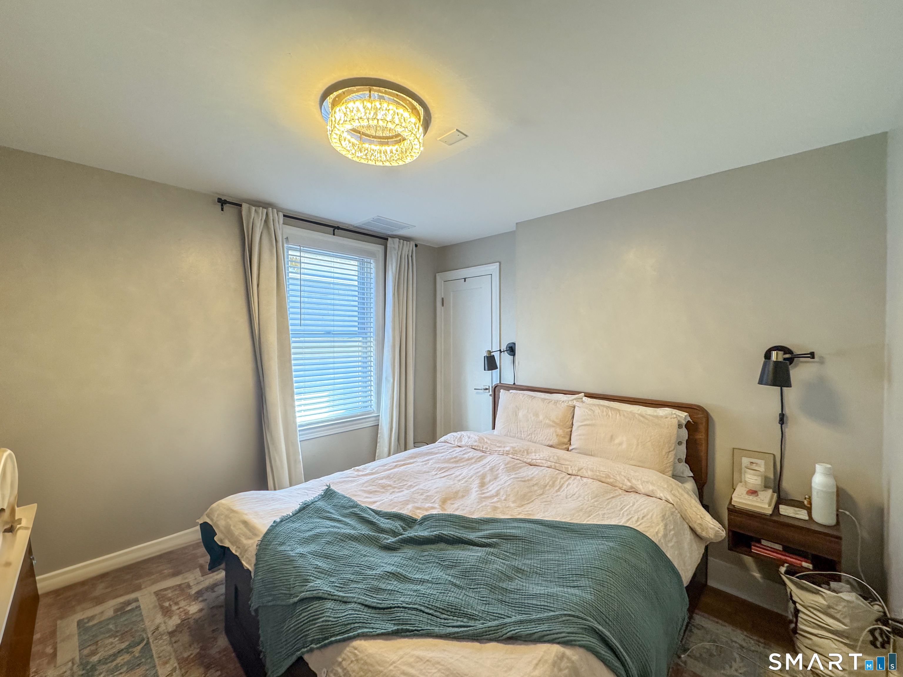 Photo 13 of 508 Chapel Street, New Haven, CT