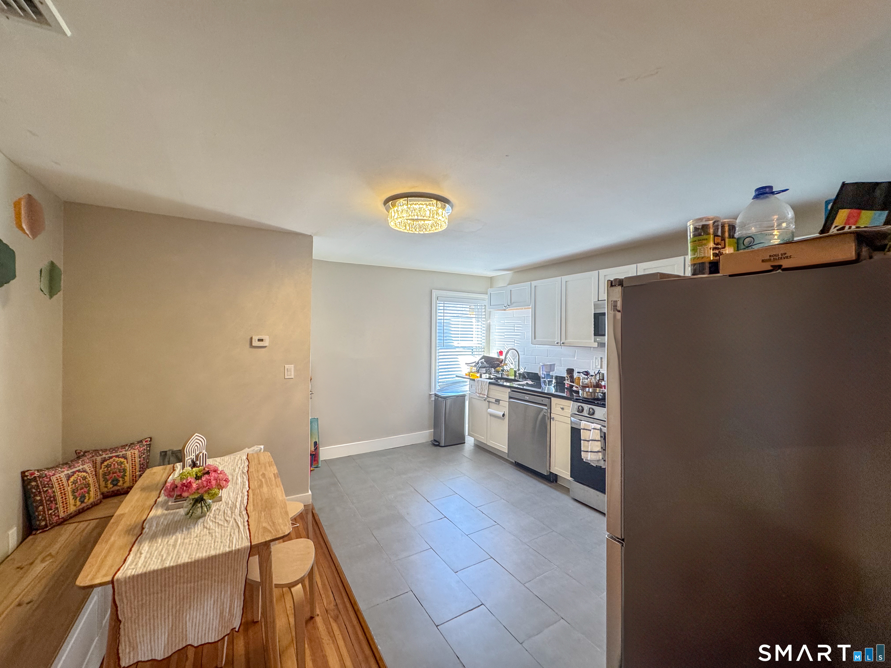 Photo 10 of 508 Chapel Street, New Haven, CT