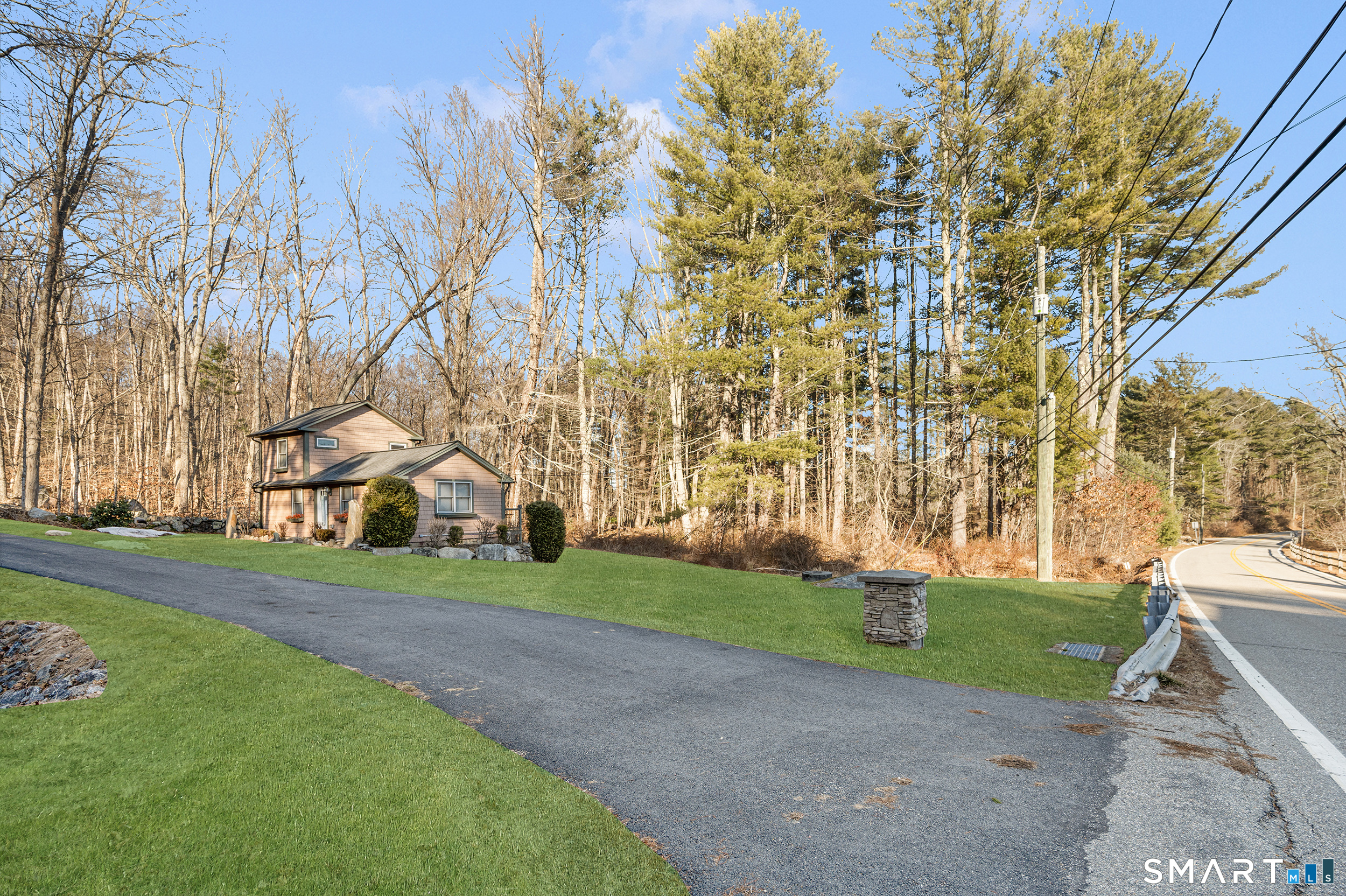 Photo 3 of 455 Brayman Hollow Road, Pomfret, CT