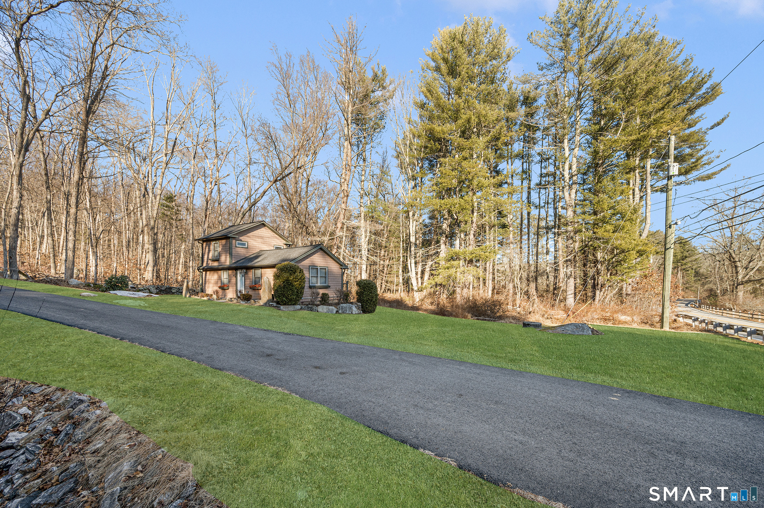 Photo 4 of 455 Brayman Hollow Road, Pomfret, CT