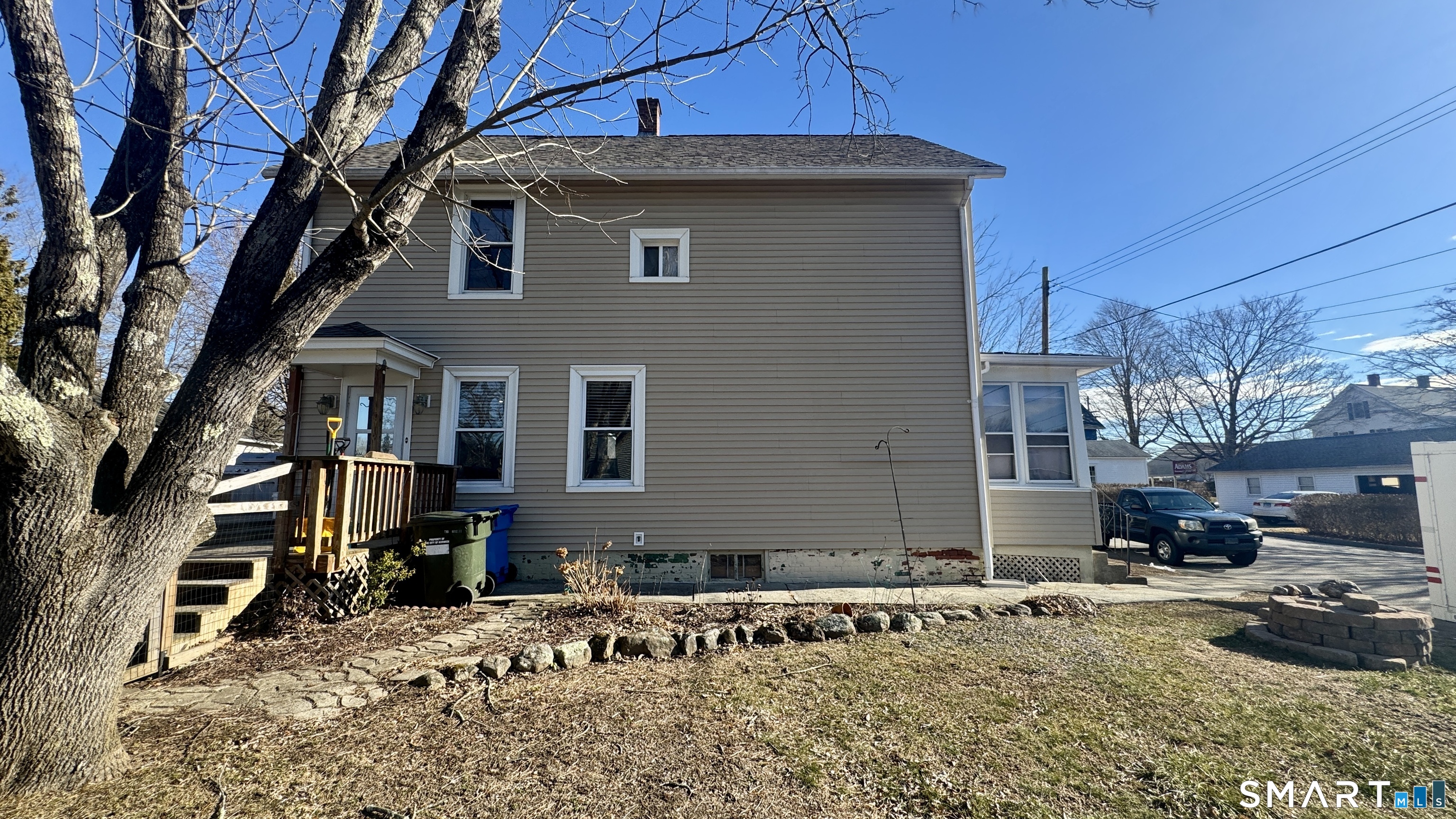 Homes for sale in Norwich, CT | 7 Quinebaug Rd, Norwich, CT 06360 | MLS# 24148796