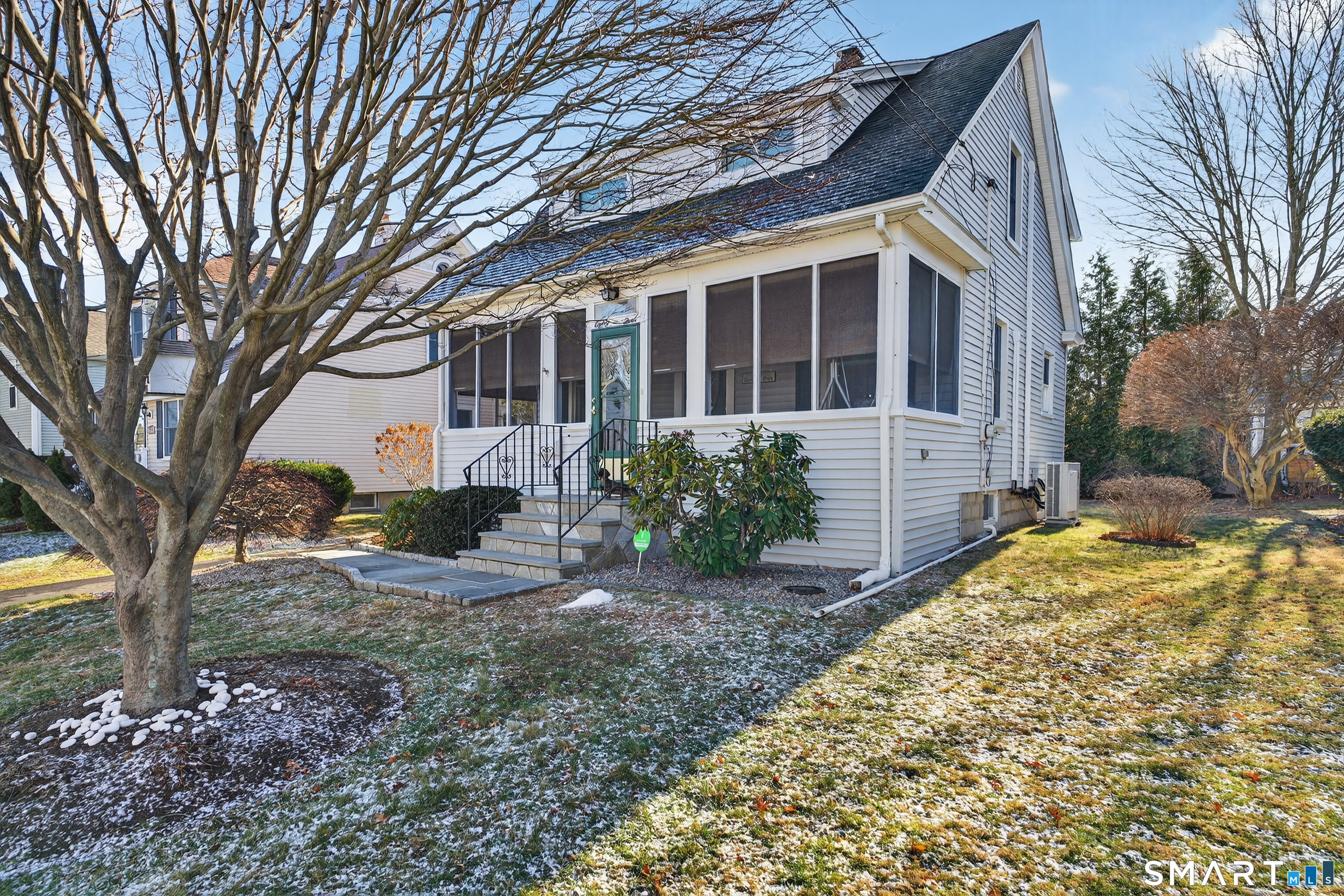 Photo 31 of 83 Disbrow Street, Stratford, CT