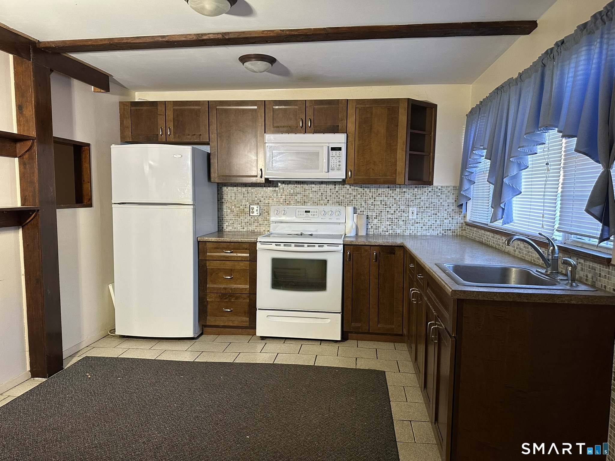 Homes for sale in Naugatuck, CT | 55 Porter Ave #APT 6E, Naugatuck, CT 06770 | MLS# 24148776