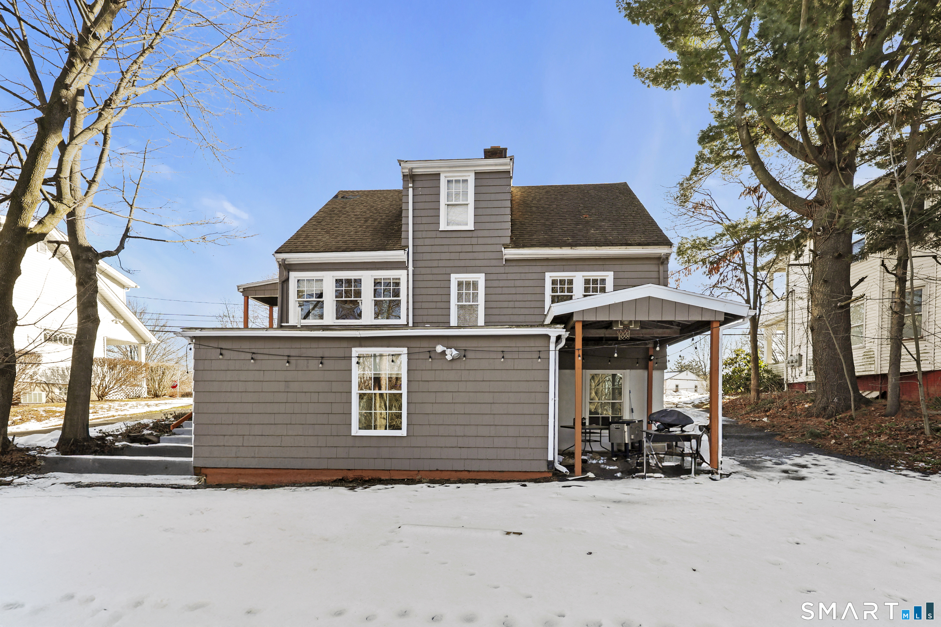 Photo 6 of 72 Hillcrest Avenue, New Britain, CT