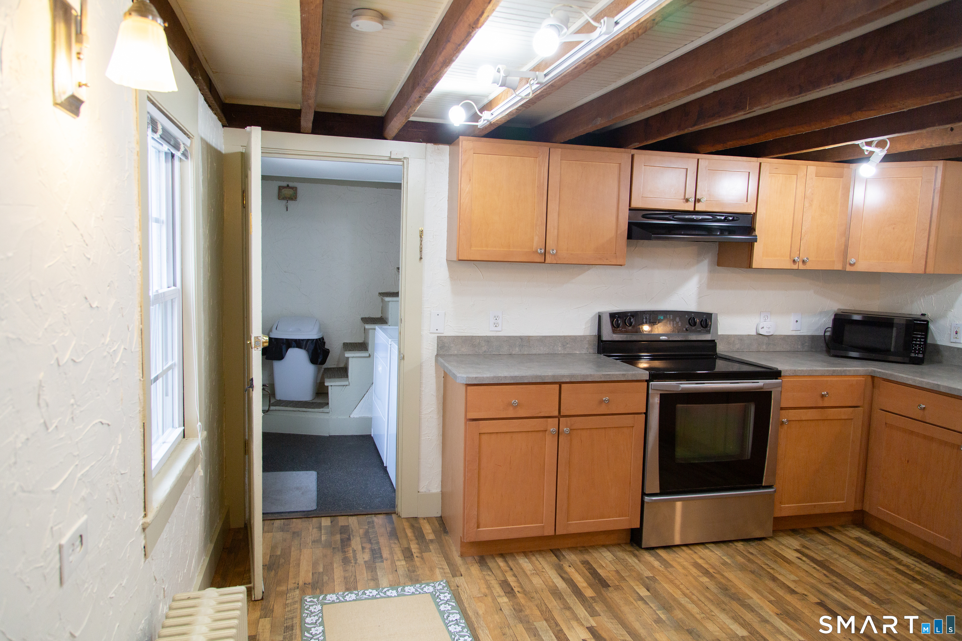 Photo 15 of 1187 Mount Carmel Avenue, North Haven, CT