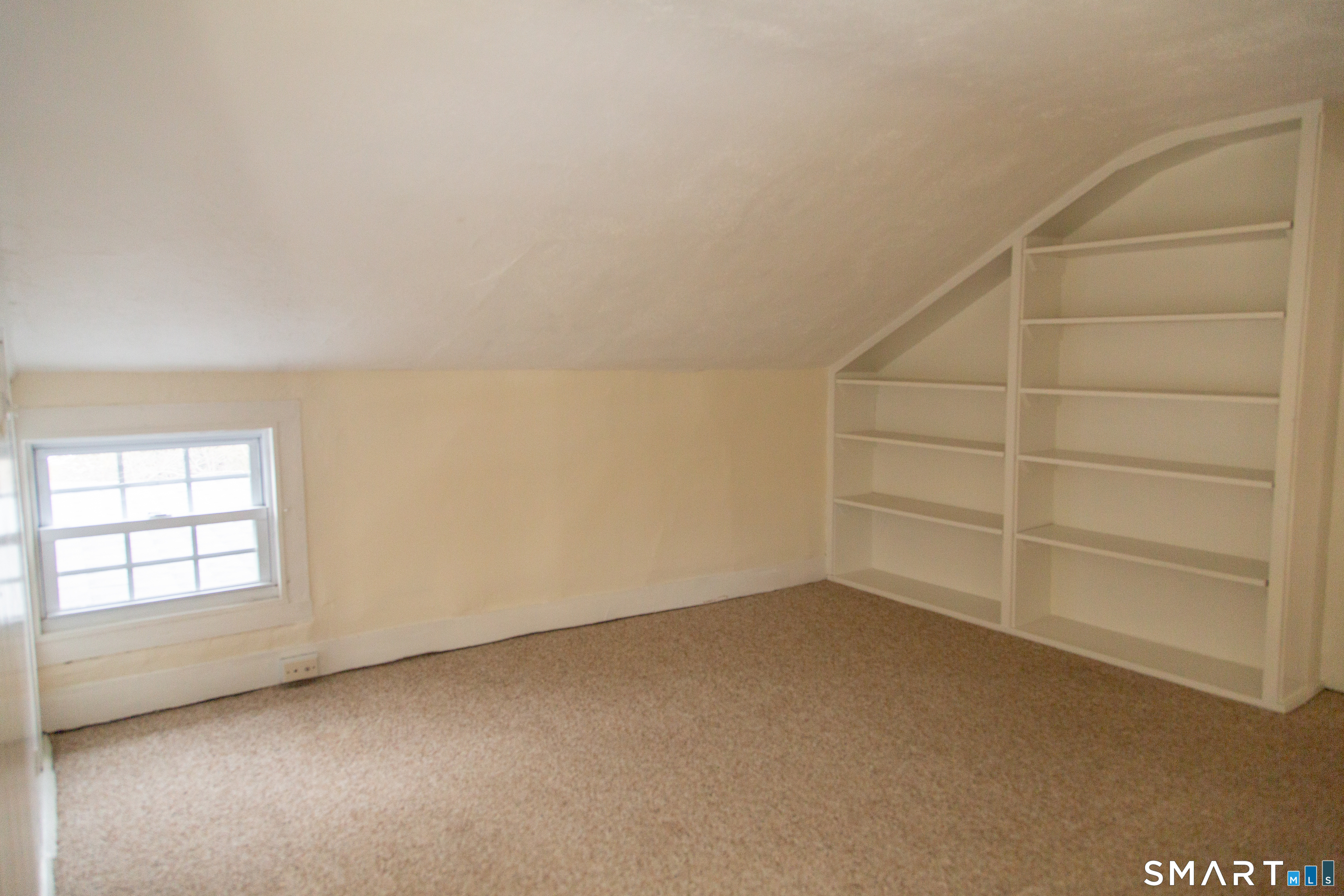 Photo 32 of 1187 Mount Carmel Avenue, North Haven, CT