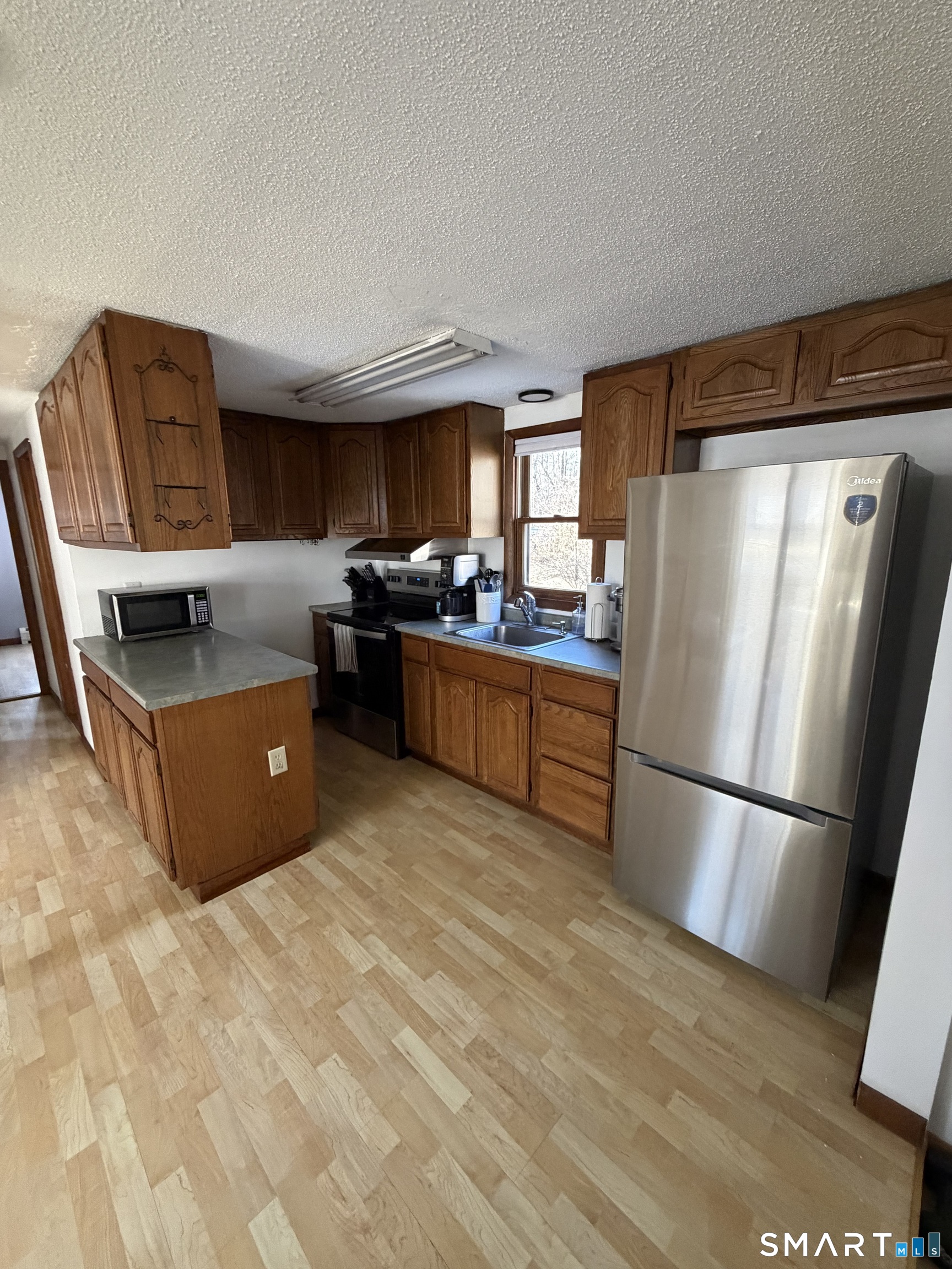 Photo 4 of 122 Wells Road, East Windsor, CT