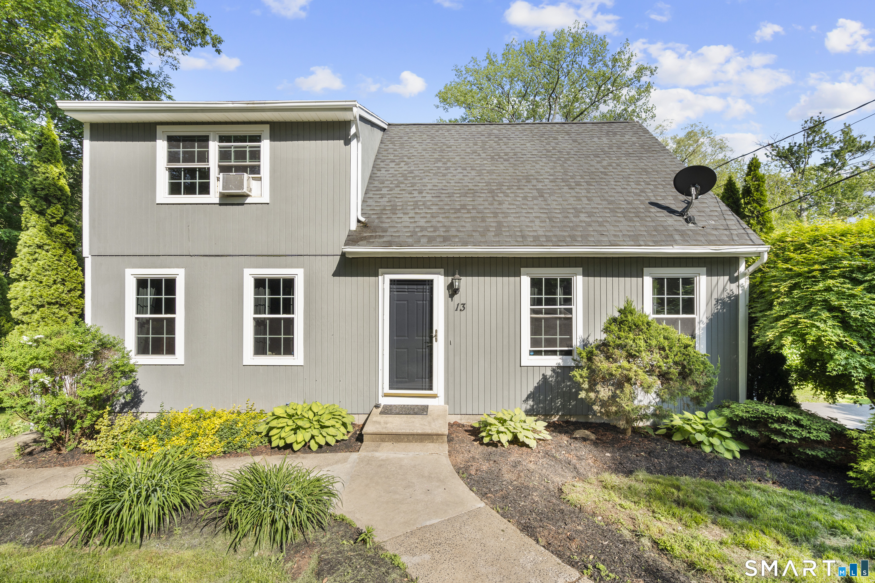 Homes for sale in Wolcott, CT | 13 Williams Ct, Wolcott, CT 06716 | MLS# 24148816