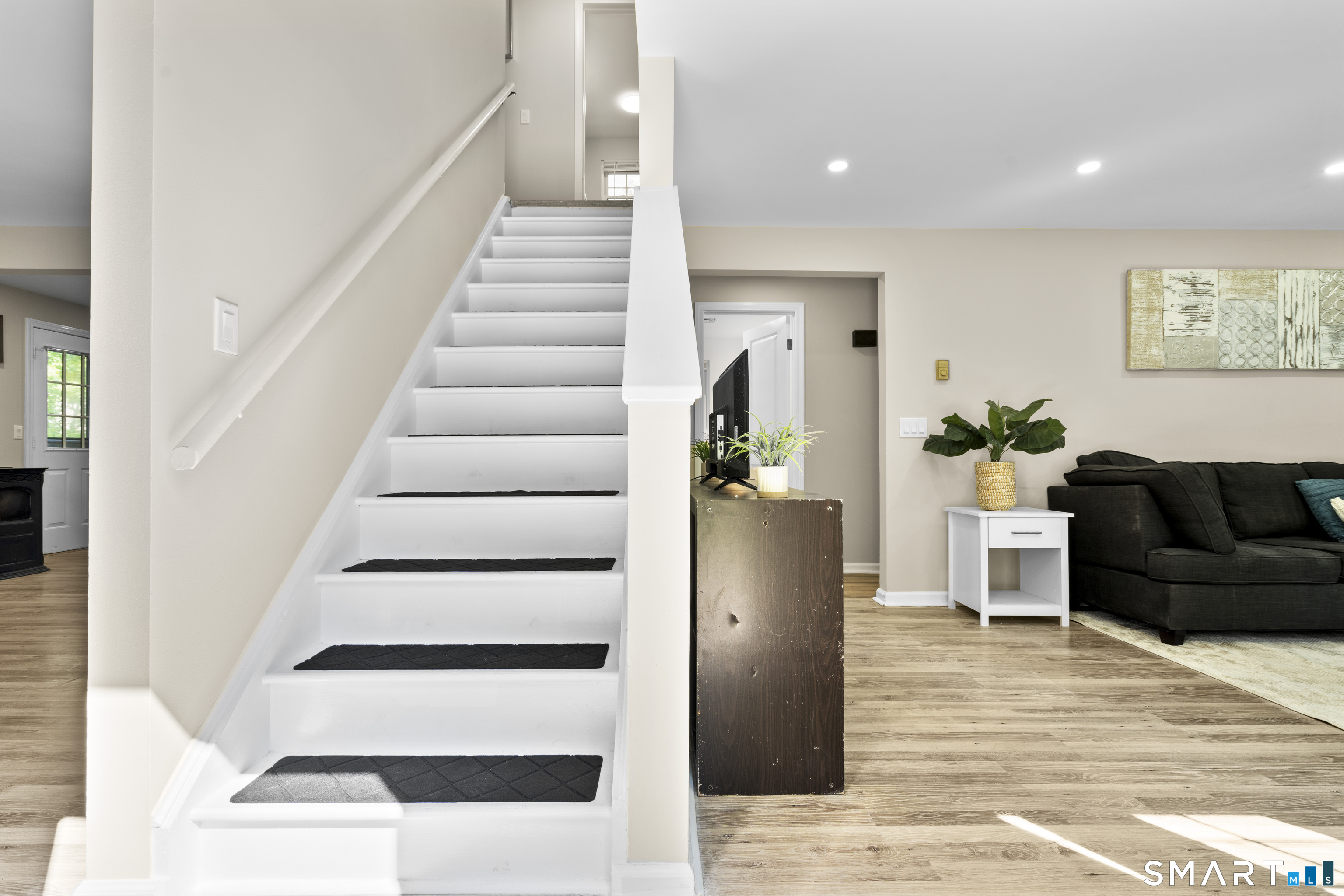 Homes for sale in Wolcott, CT | 13 Williams Ct, Wolcott, CT 06716 | MLS# 24148816