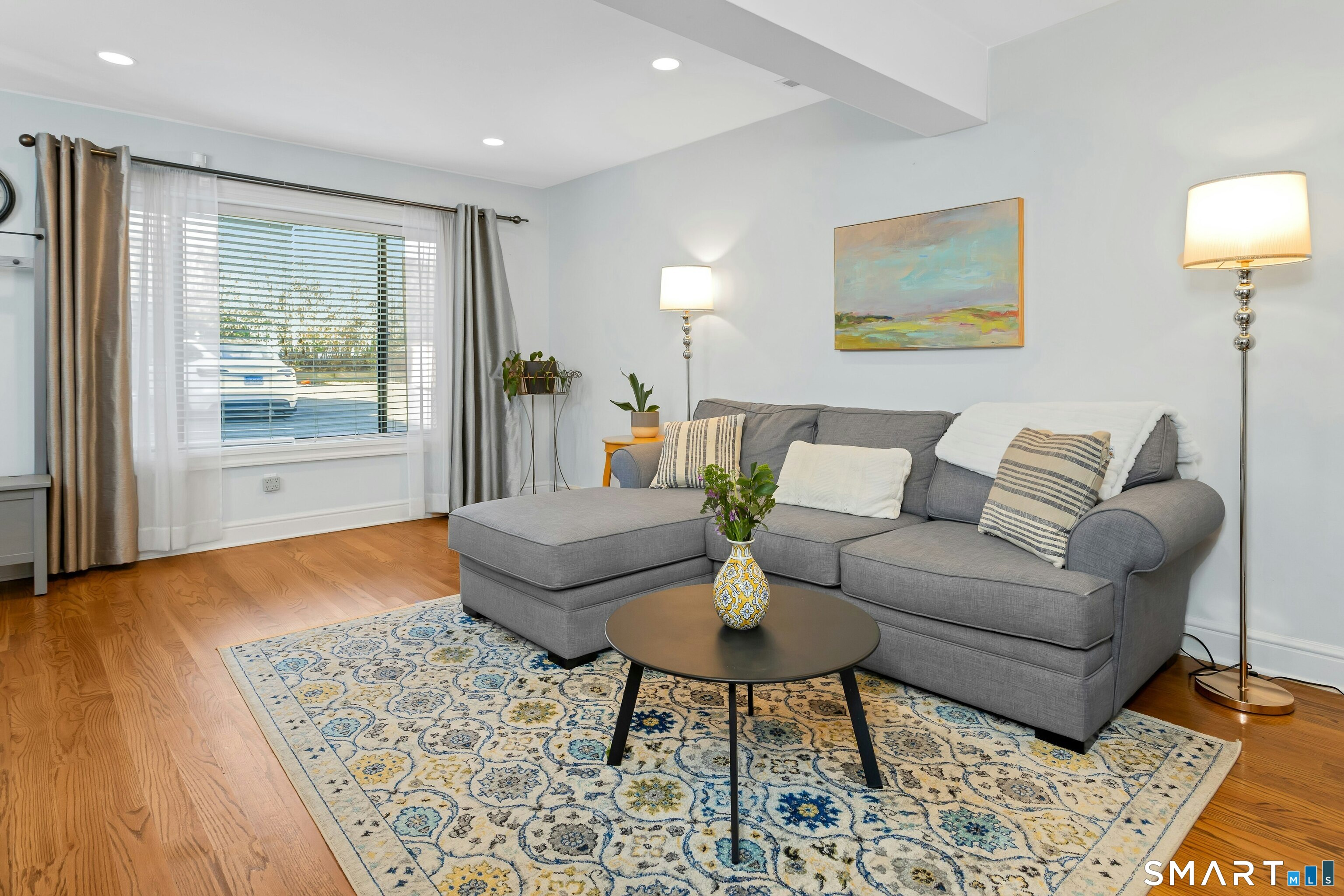 Homes for sale in Norwalk, CT | 2 Dover St #APT 5, Norwalk, CT 06850 | MLS# 24144690