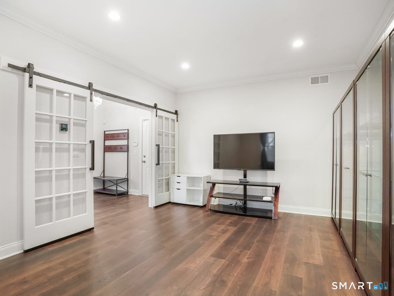 Homes for sale in Danbury, CT | 185 Brentwood Cir #185, Danbury, CT 06810 | MLS# 24148597