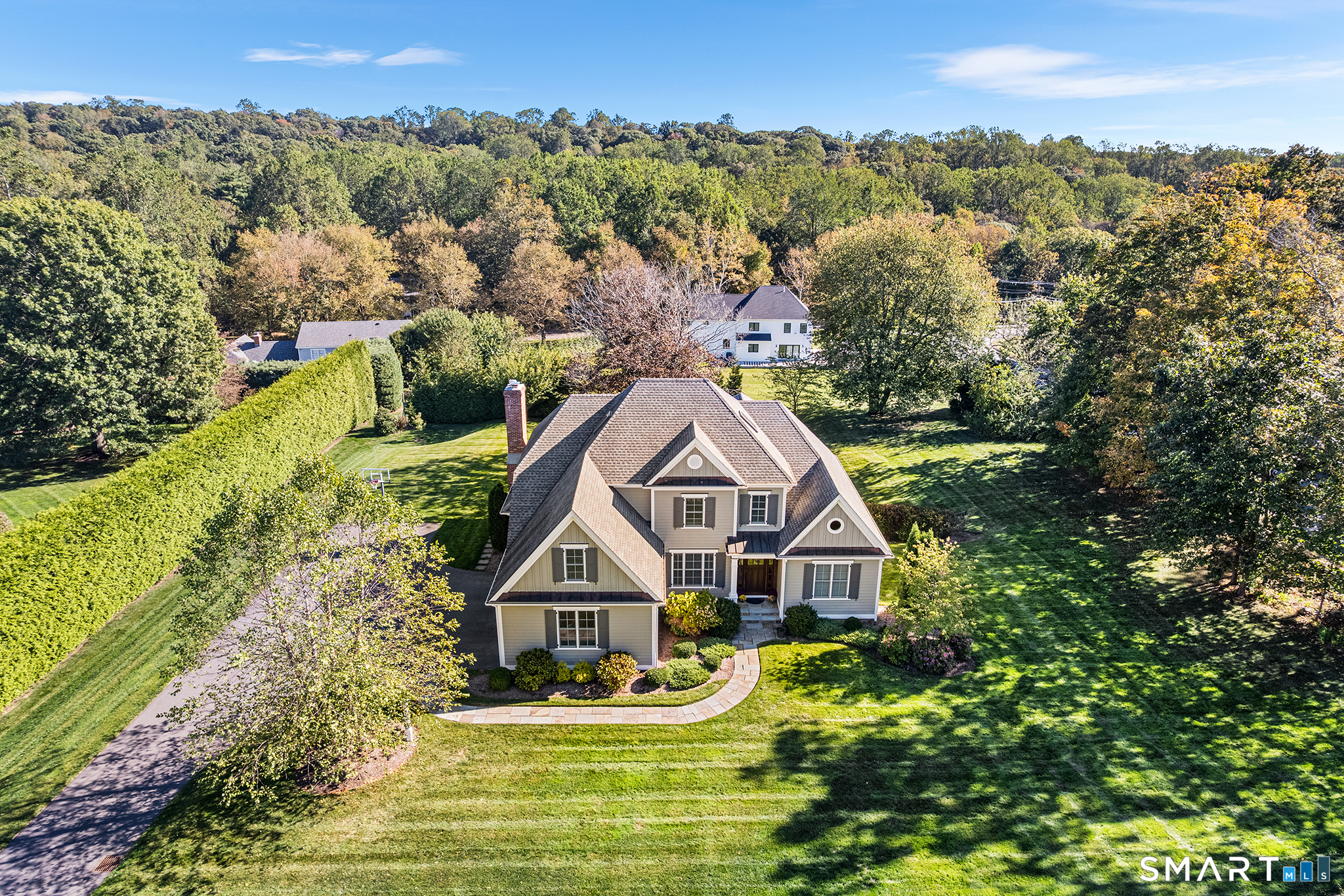 Homes for sale in Trumbull, CT | 2 Doe Hollow Dr, Trumbull, CT 06611 | MLS# 24148894