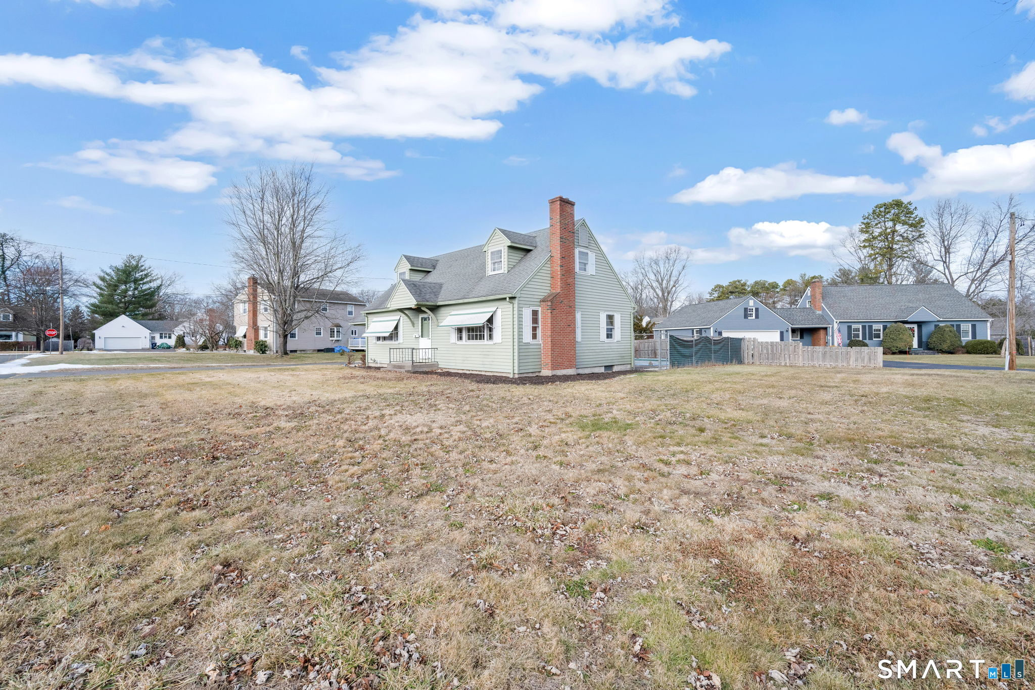 Homes for sale in Windsor Locks, CT | 10 Helena Ln, Windsor Locks, CT 06096 | MLS# 24110551