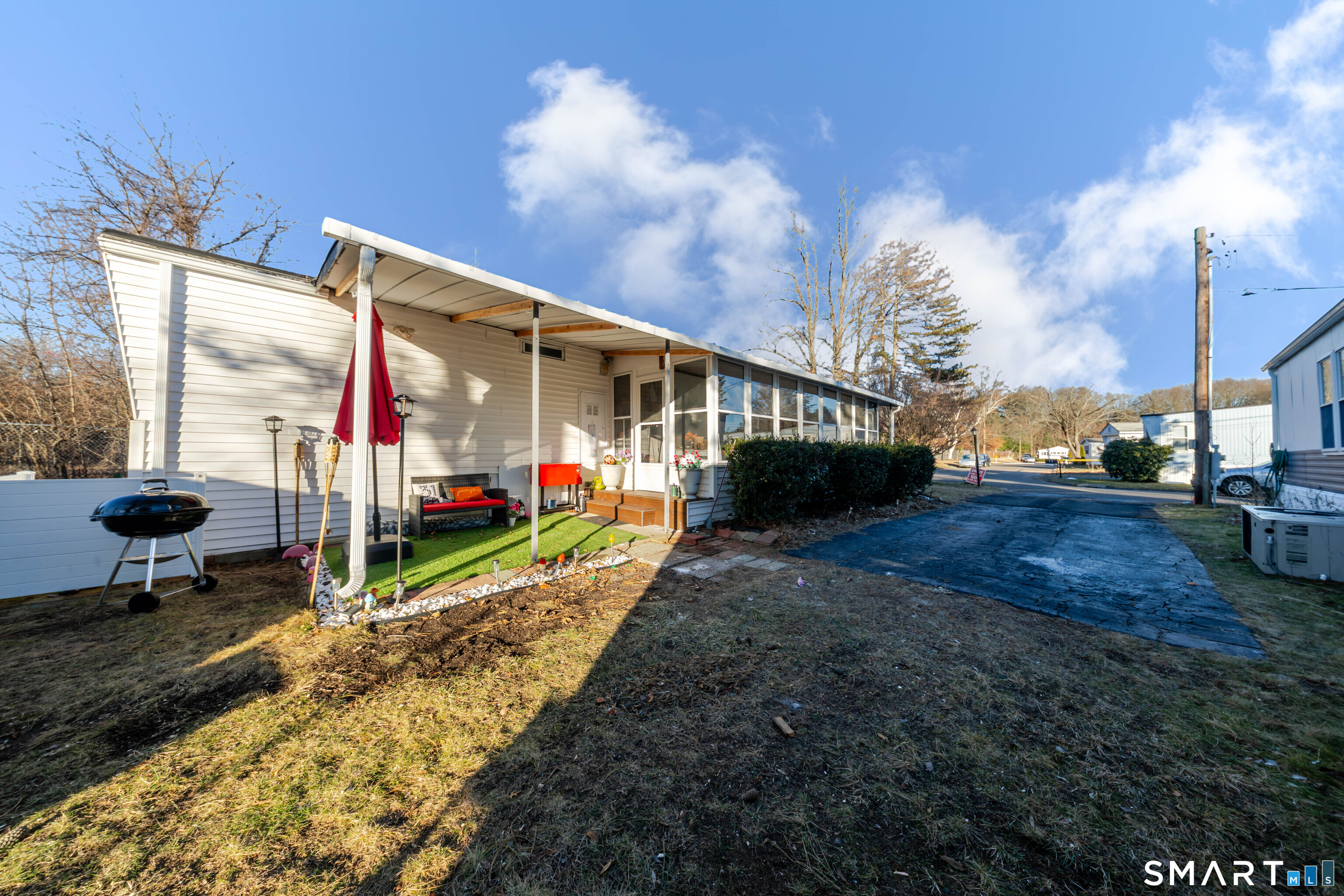 Homes for sale in East Hartford, CT | 93 Shawnee Rd, East Hartford, CT 06118 | MLS# 24148842