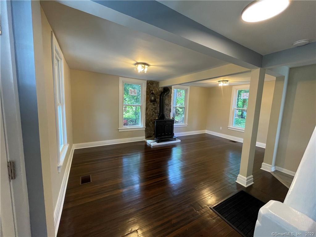 Photo 3 of 477 Main Street, Cromwell, CT