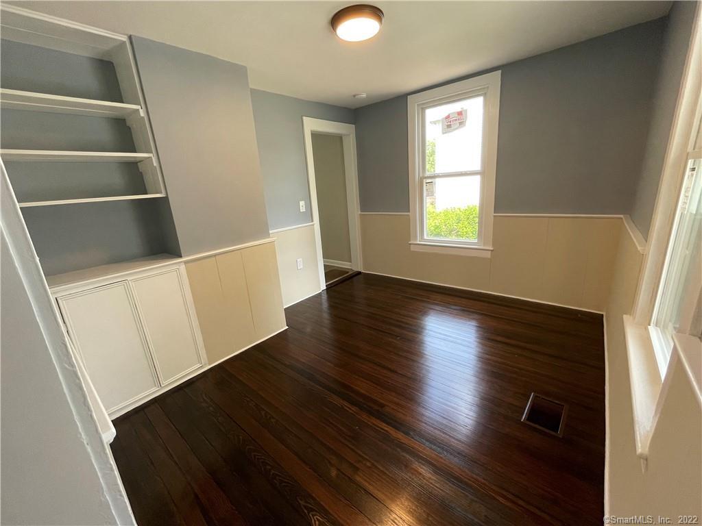 Photo 4 of 477 Main Street, Cromwell, CT