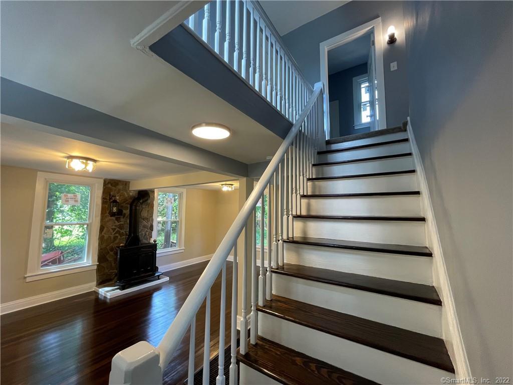 Photo 5 of 477 Main Street, Cromwell, CT