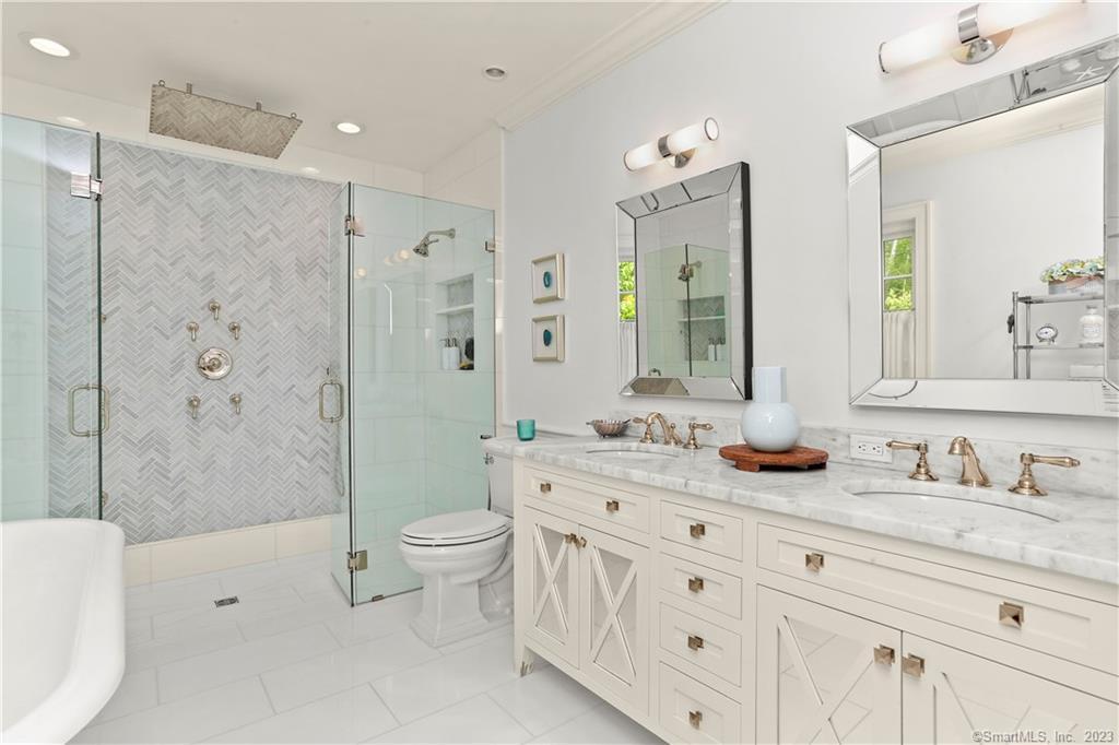 Photo 18 of 141 Norwalk Road, Norwalk, CT