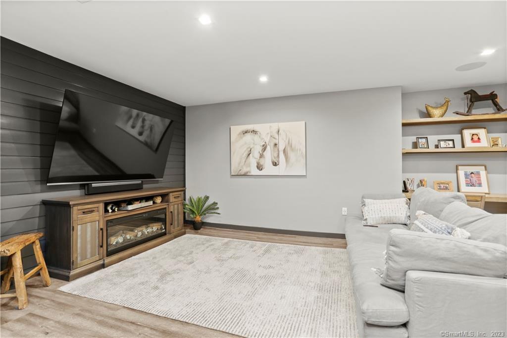 Photo 30 of 141 Norwalk Road, Norwalk, CT