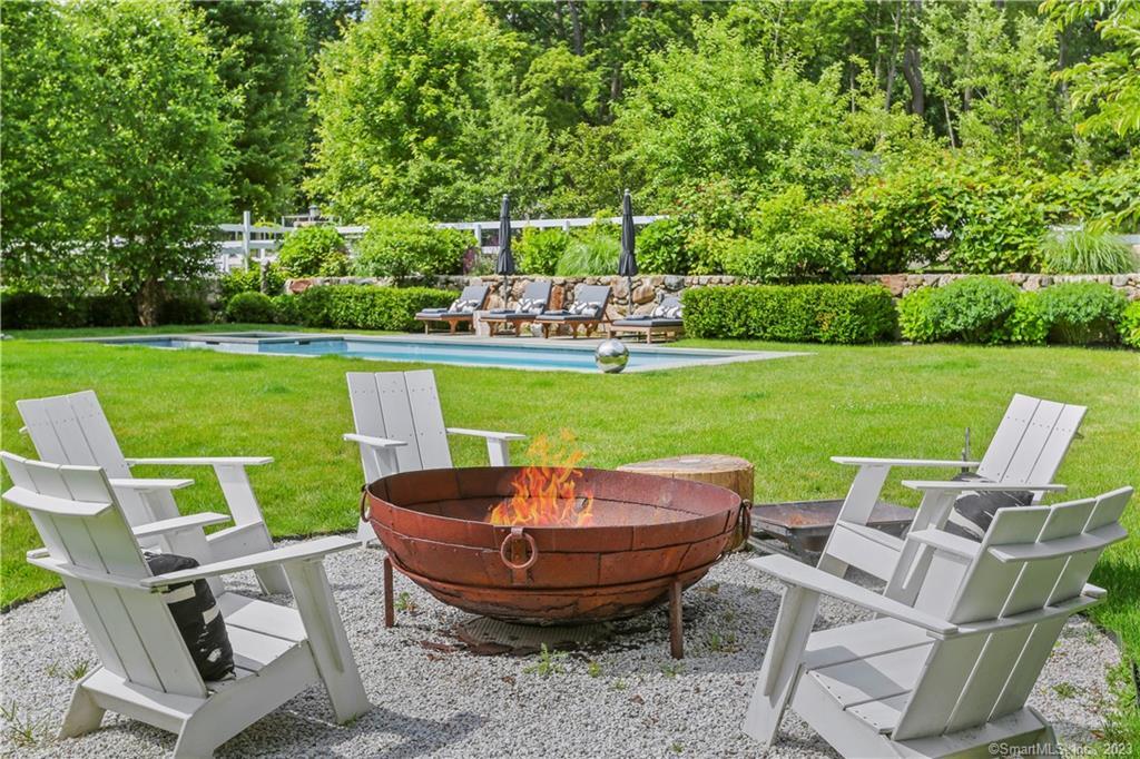 Photo 32 of 141 Norwalk Road, Norwalk, CT