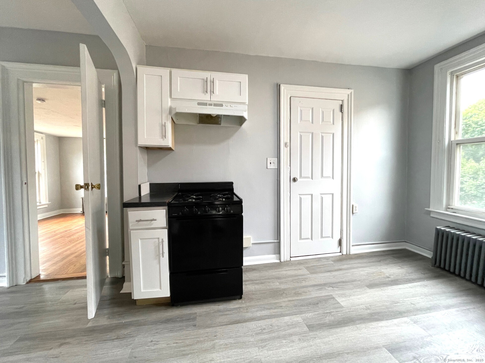 Photo 7 of 303 Lexington Avenue, New Haven, CT