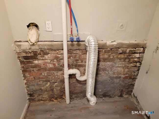 Photo 12 of 282 Davenport Avenue, New Haven, CT